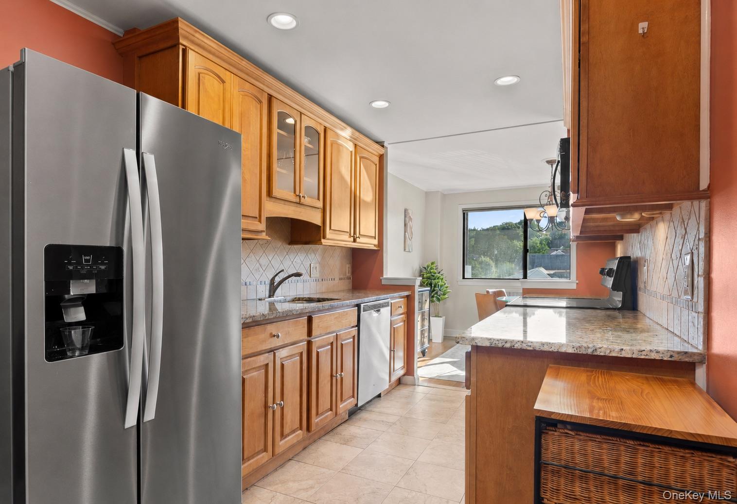 89 N Broadway Unit: 214