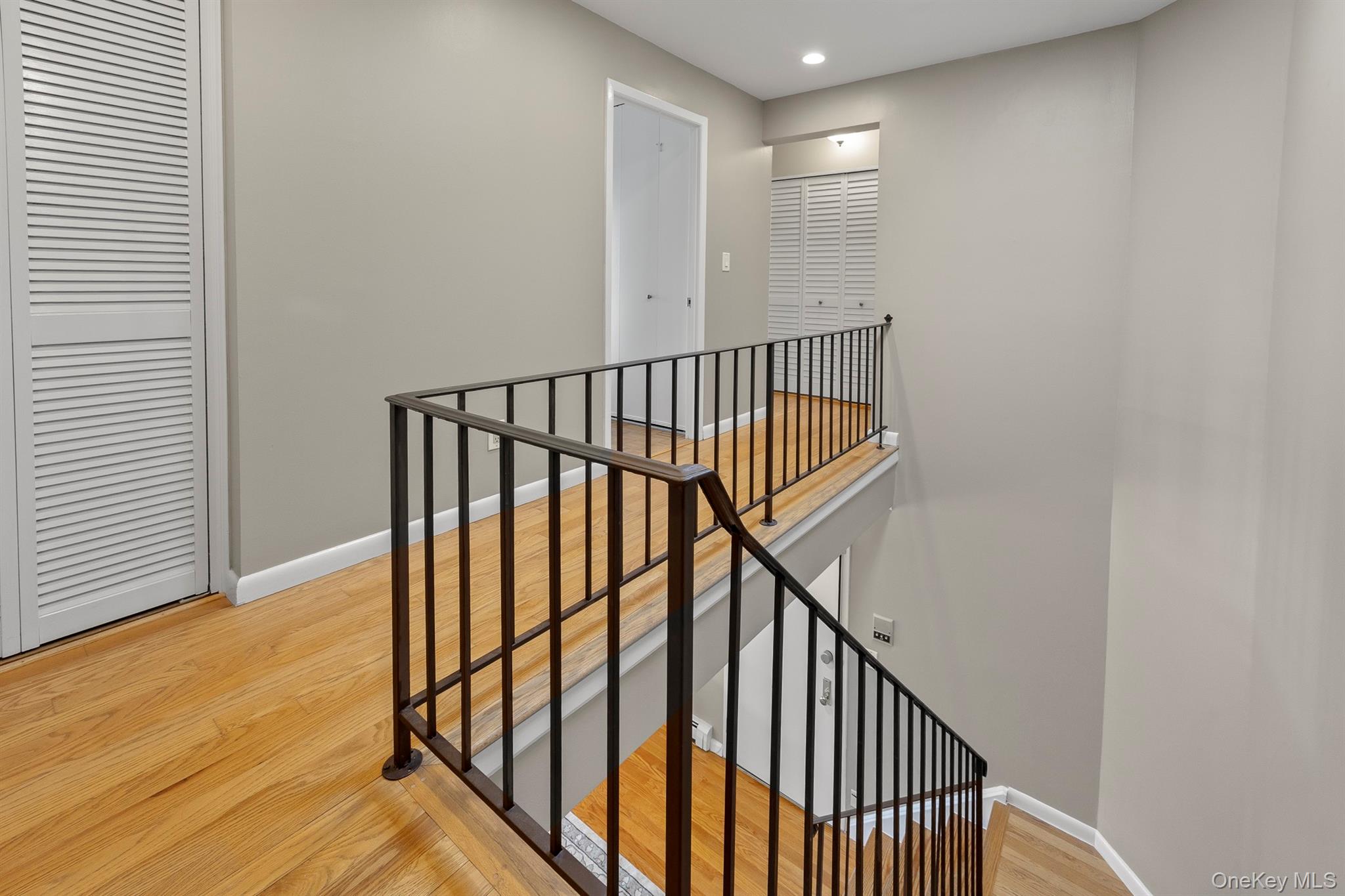 89 N Broadway Unit: 214