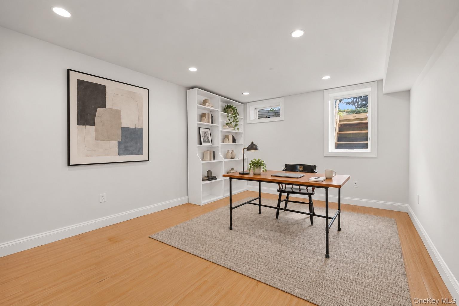 6 Bloomer Road