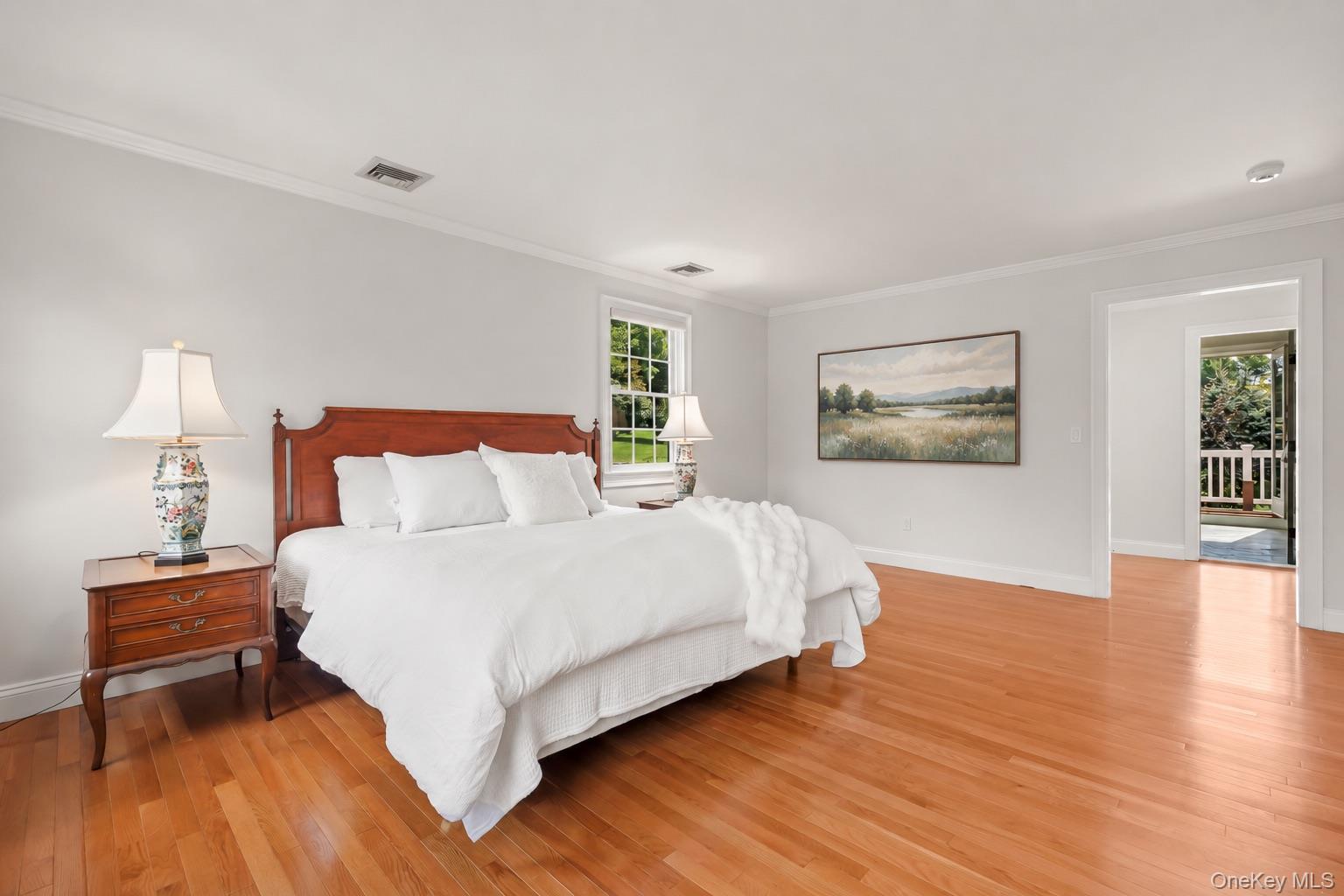 6 Bloomer Road