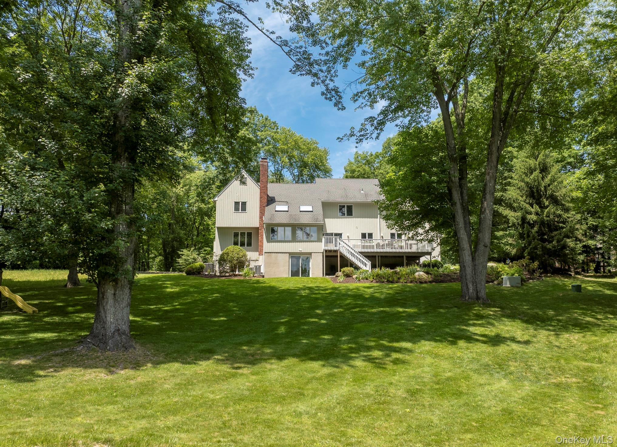 12 Hilltop Road