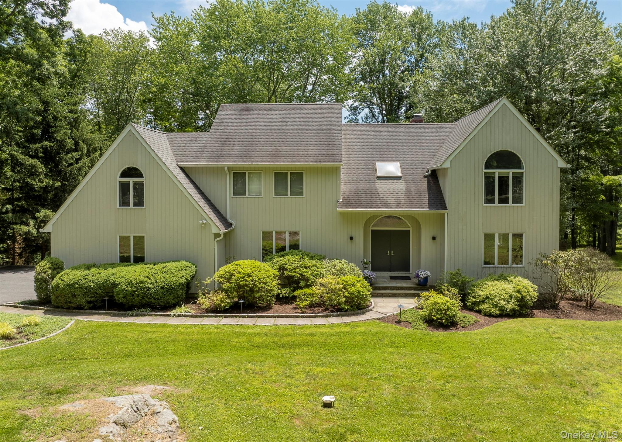 12 Hilltop Road