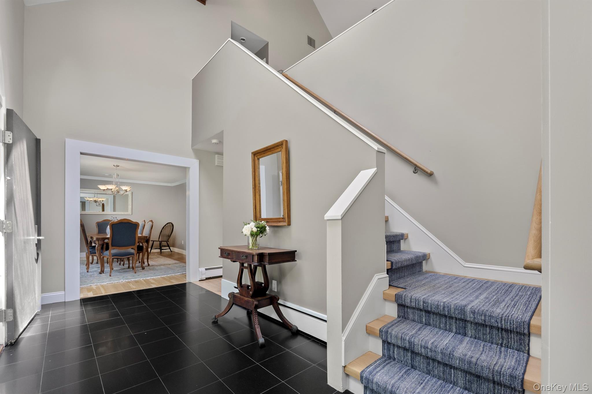12 Hilltop Road