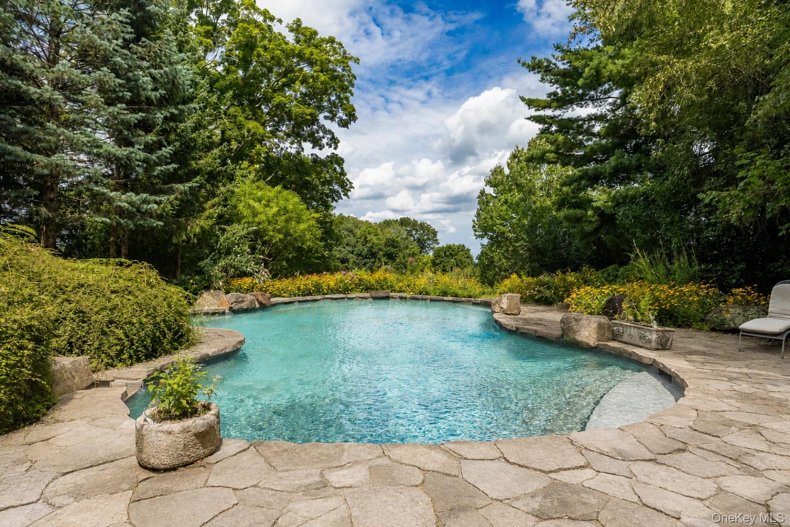 278 Hawley Road