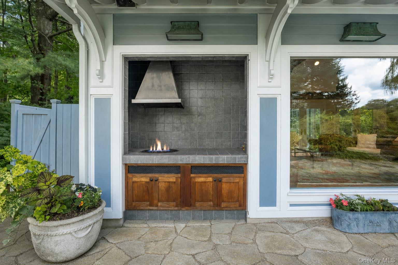 278 Hawley Road