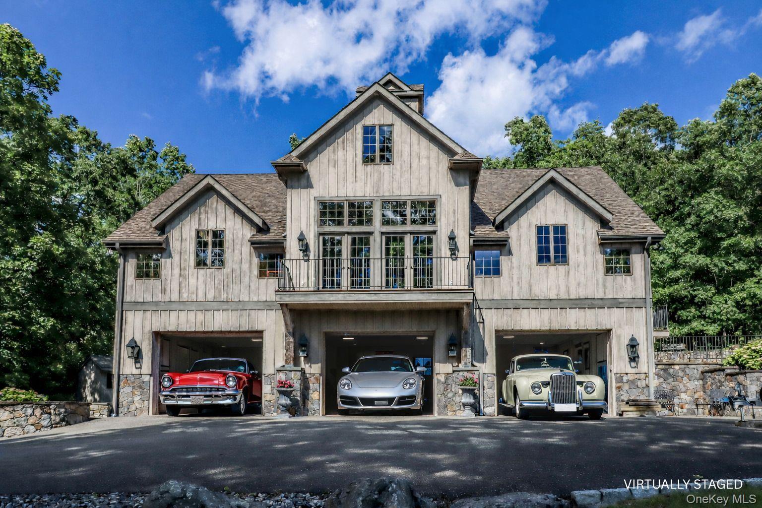 16 Reynwood Drive