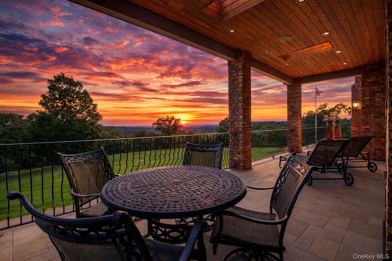 16 Reynwood Drive