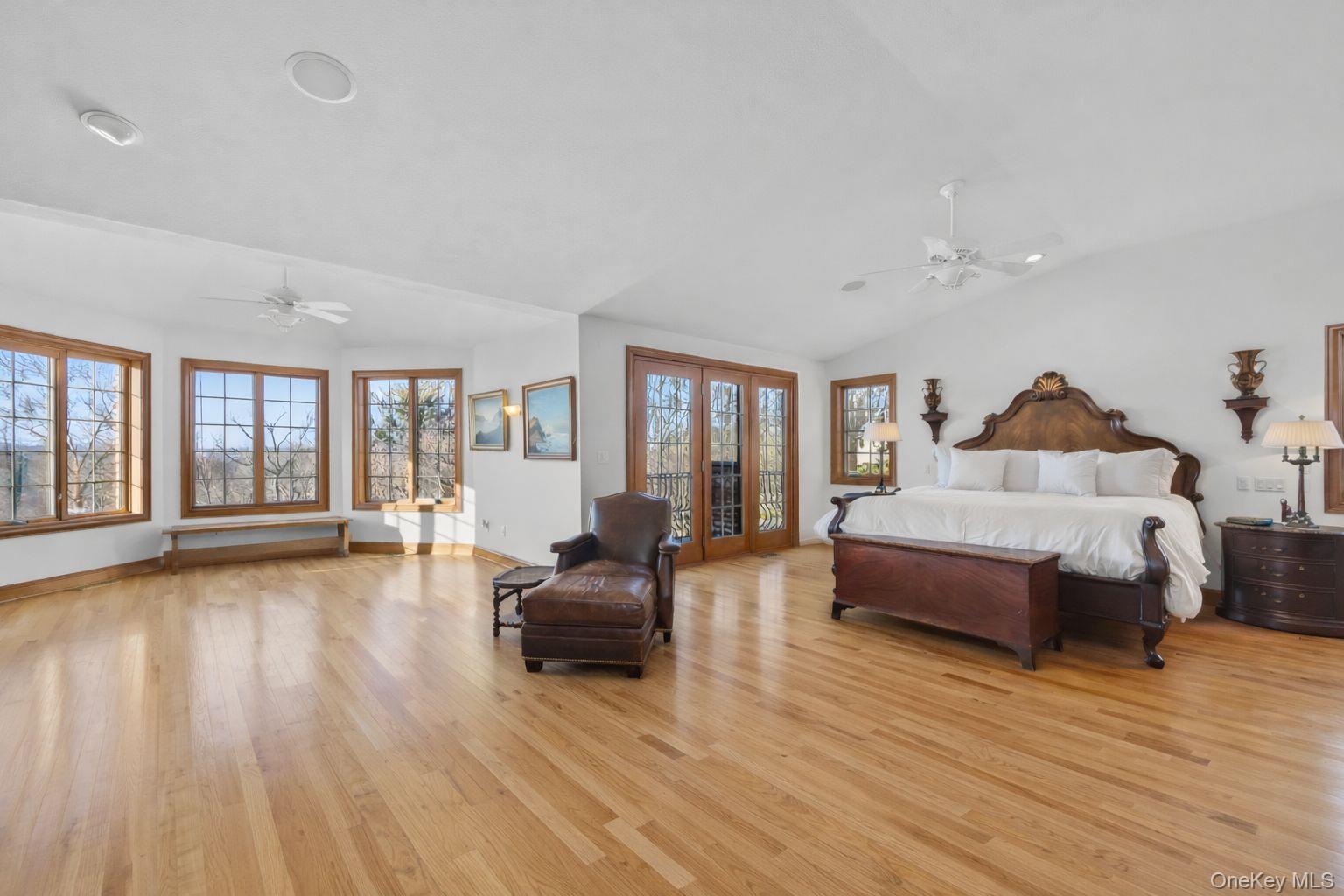 16 Reynwood Drive