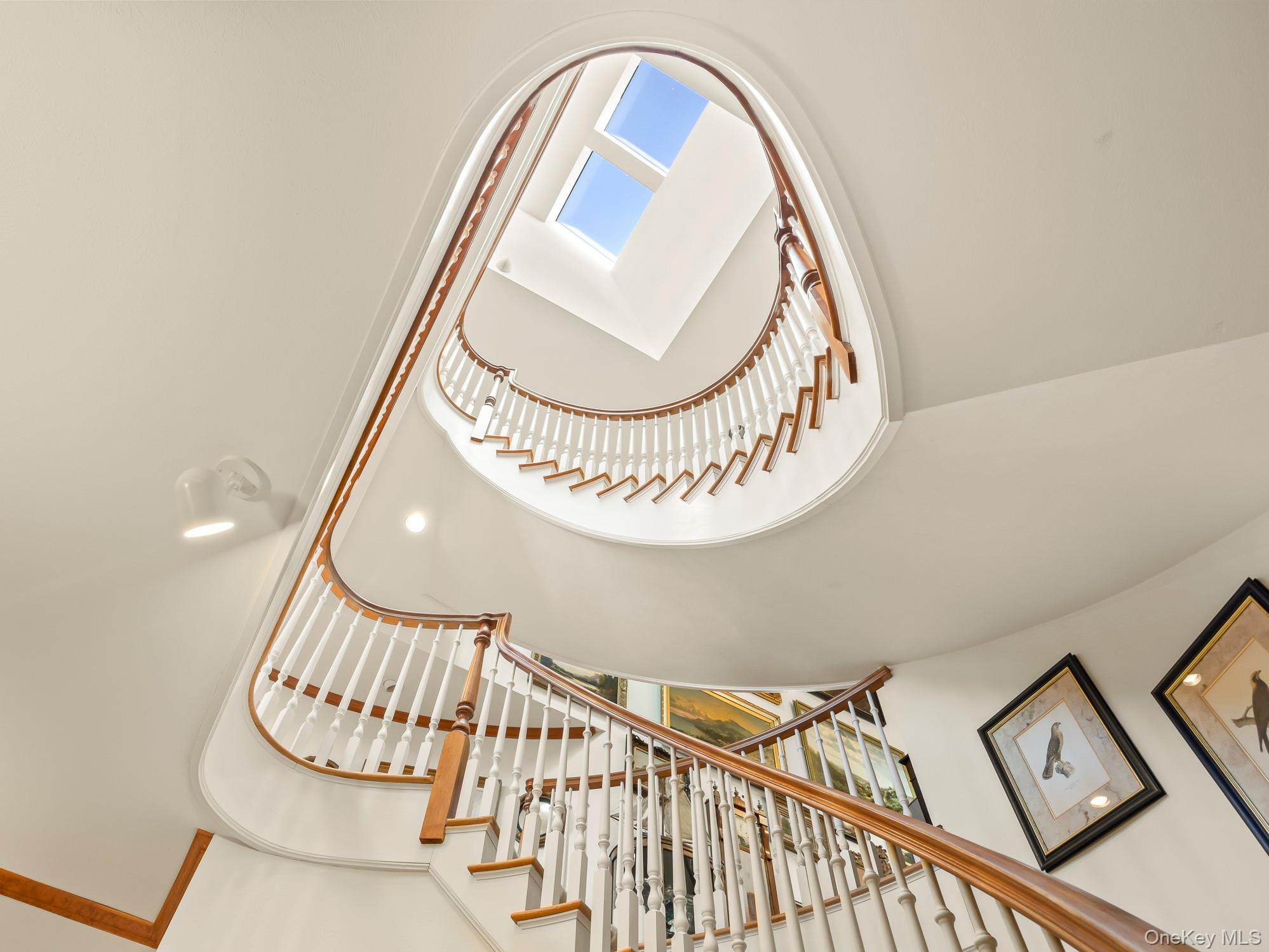 16 Reynwood Drive