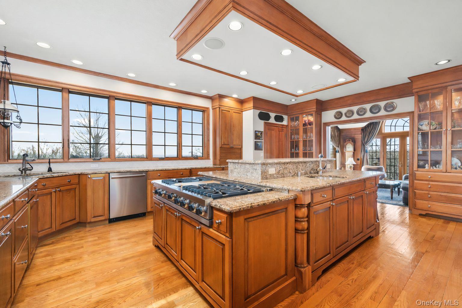 16 Reynwood Drive