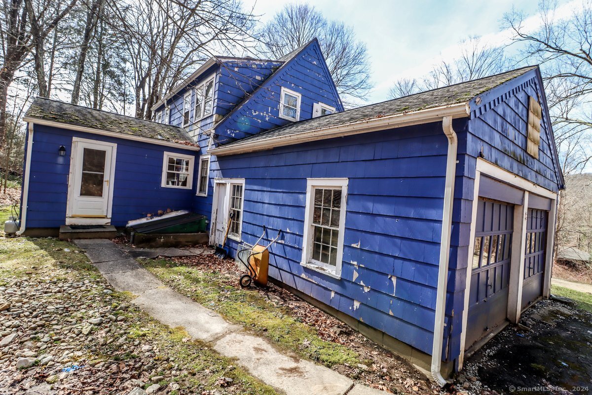 112 Upland Road
