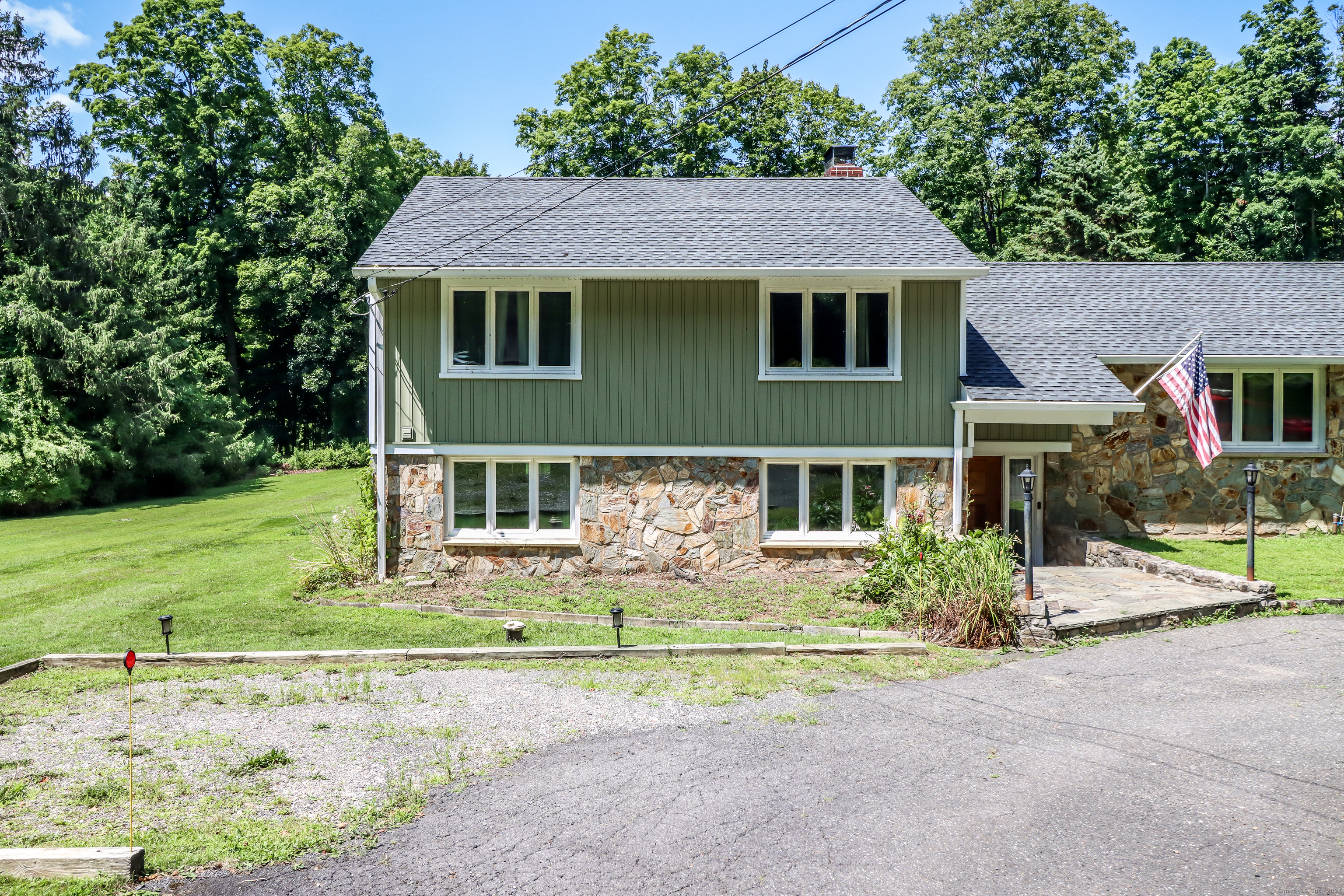 26 Pond Road