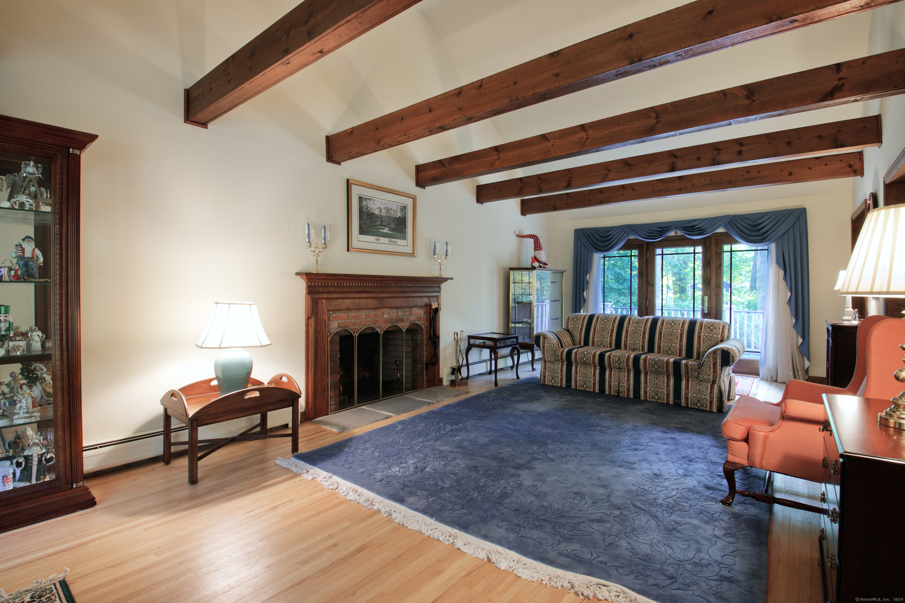 4 Pinecrest Drive