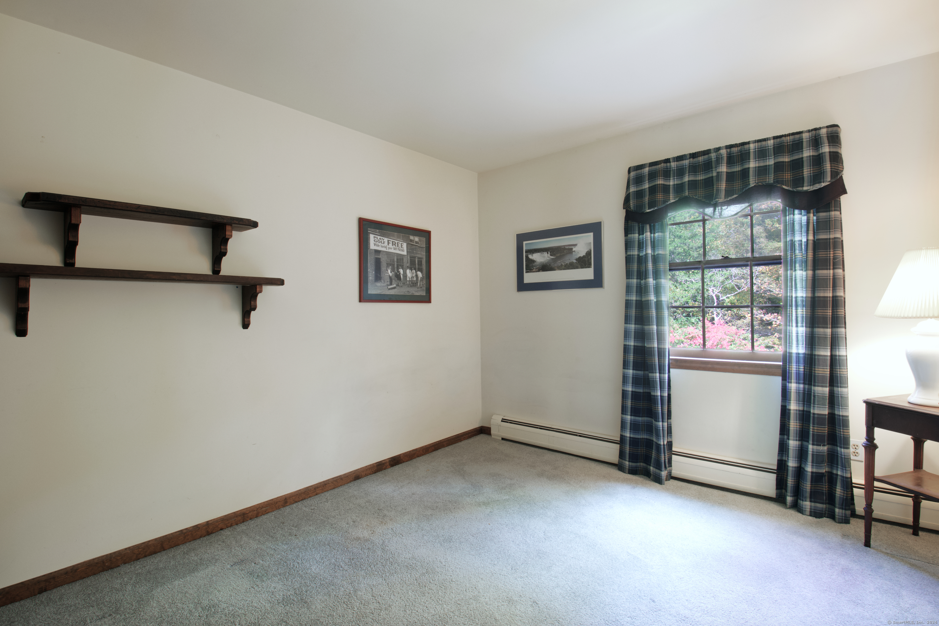4 Pinecrest Drive