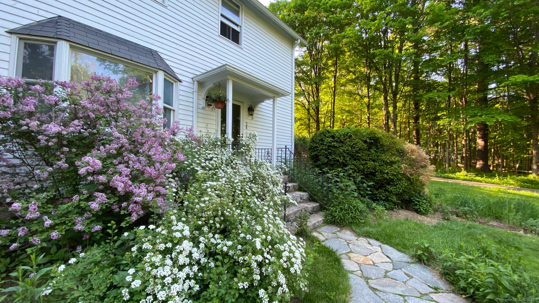 38 Bloomer Road