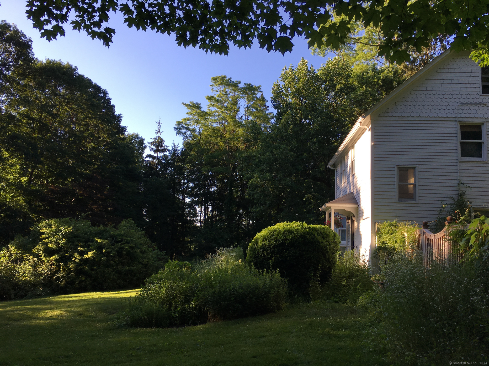 38 Bloomer Road