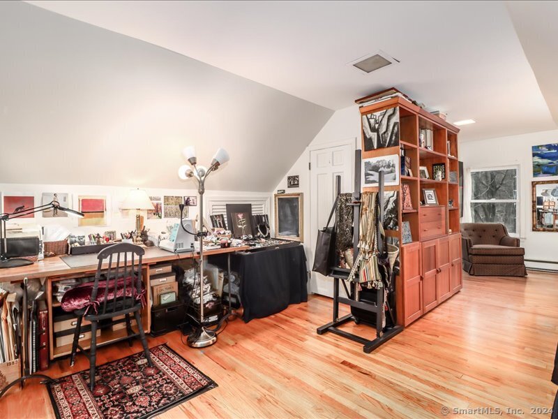 38 Bloomer Road