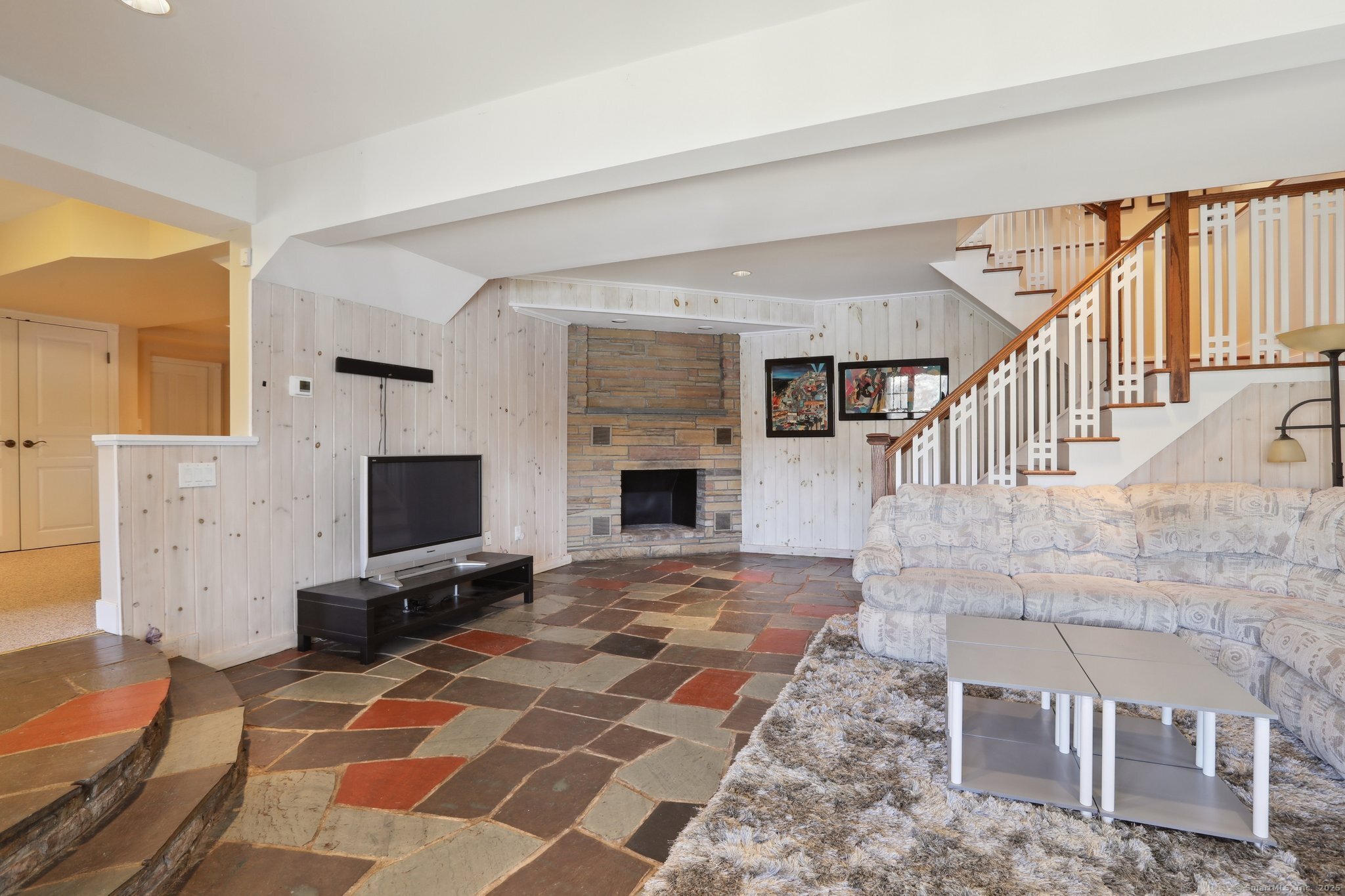 40 Hillside Road