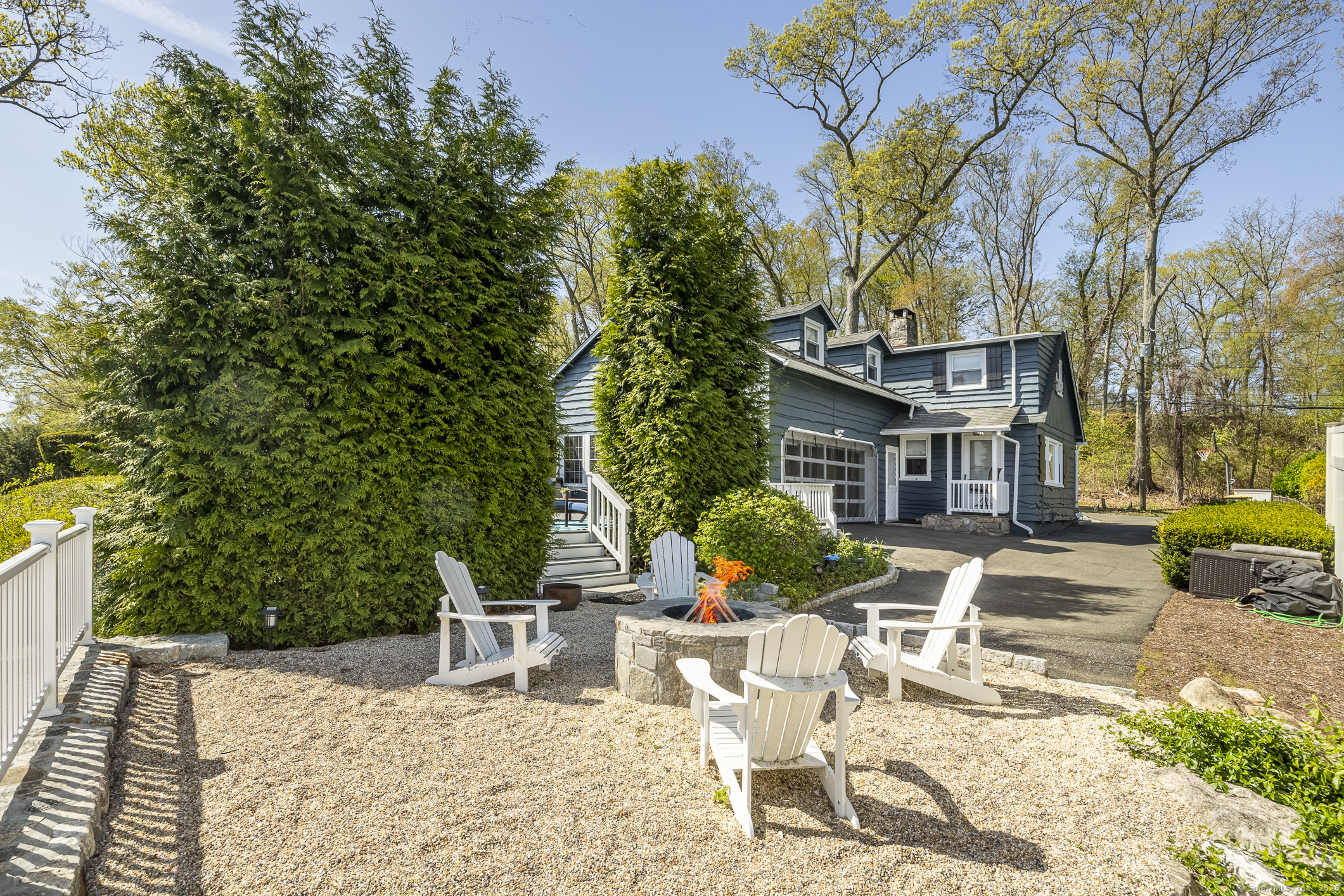 29 Old Neversink Road