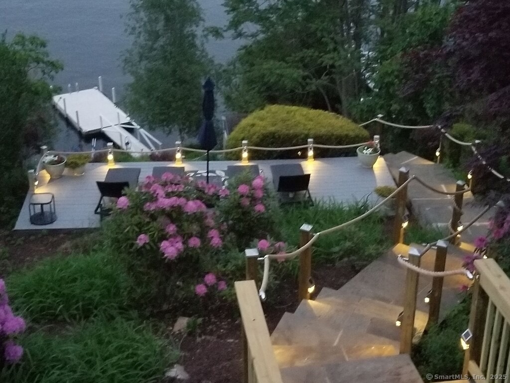 29 Old Neversink Road