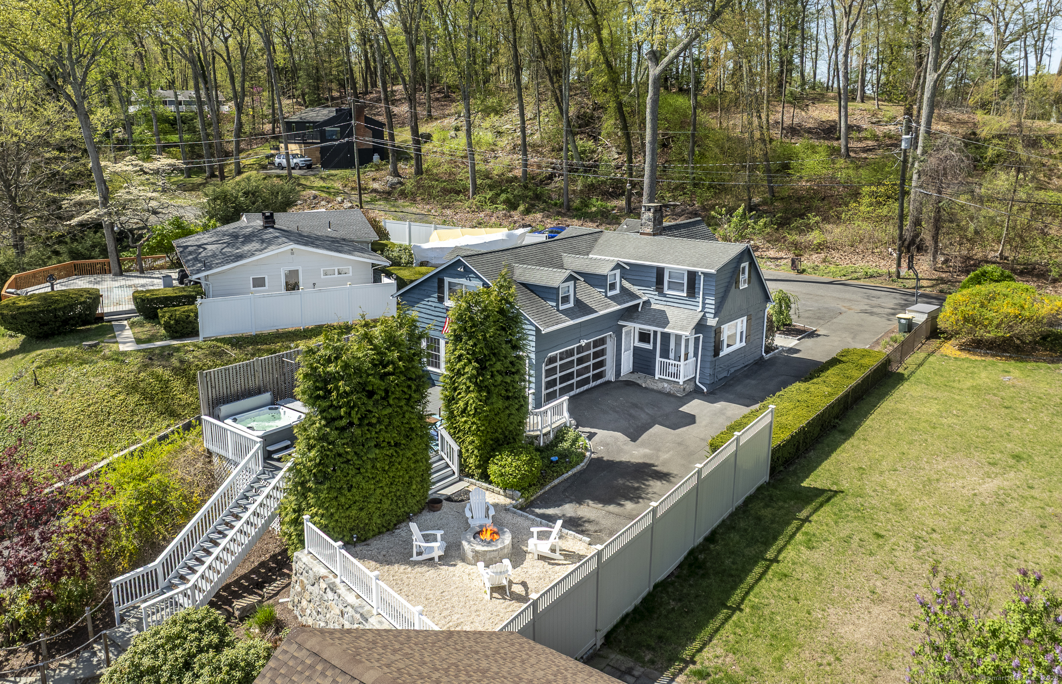 29 Old Neversink Road