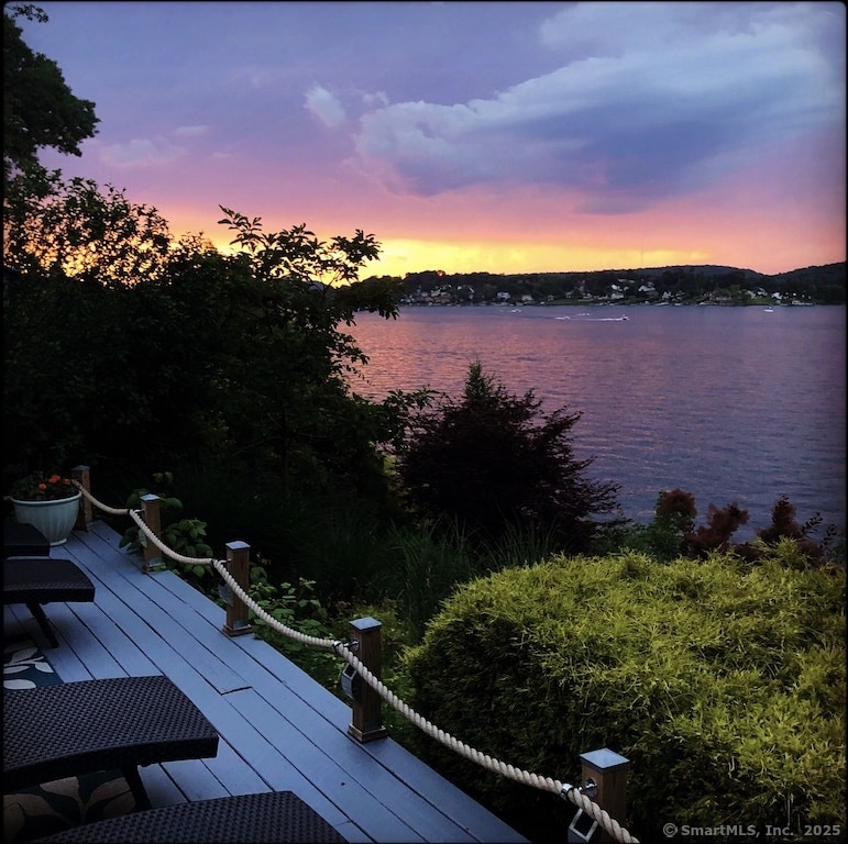 29 Old Neversink Road