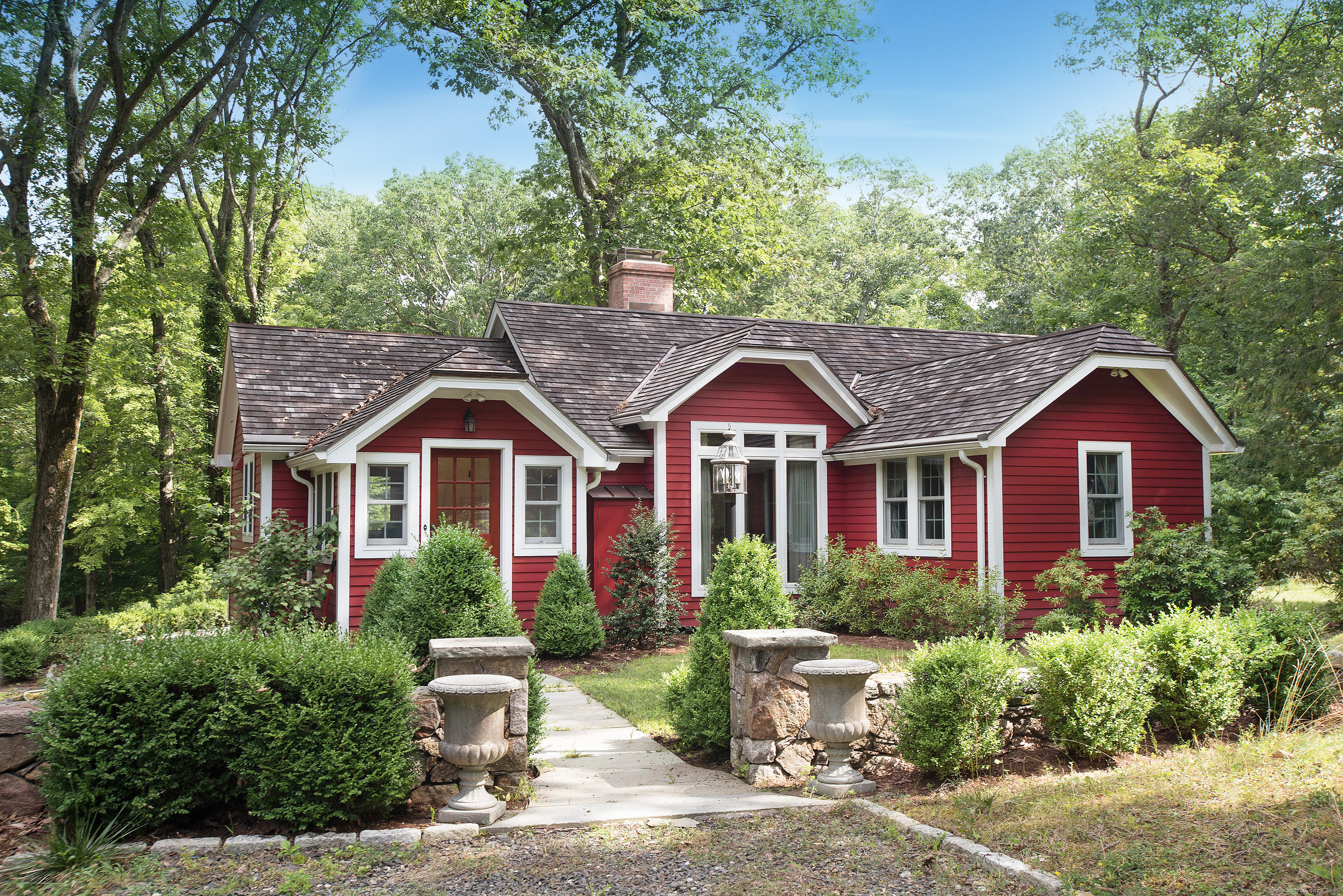 137 Neds Mountain Road