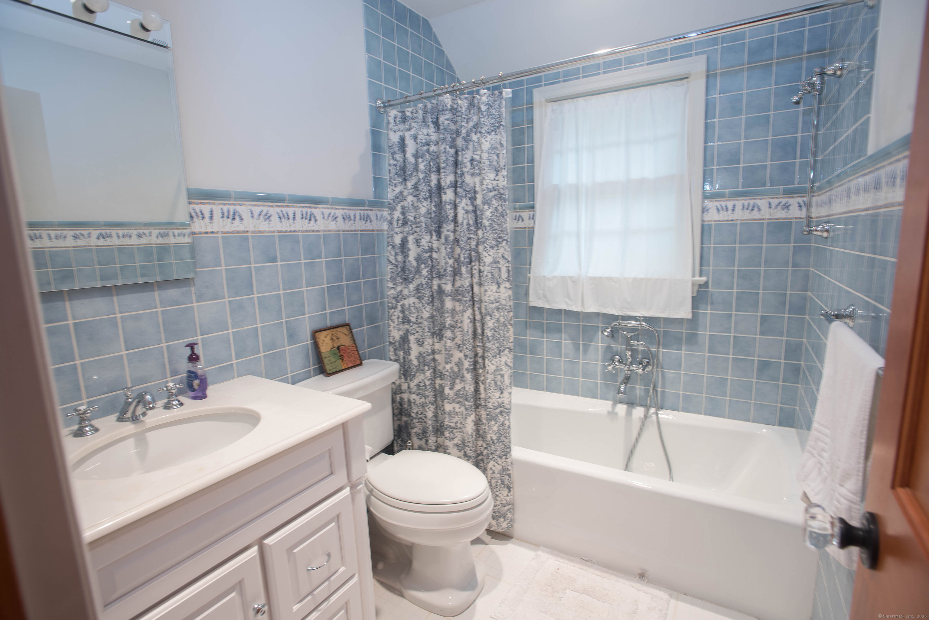 137 Neds Mountain Road
