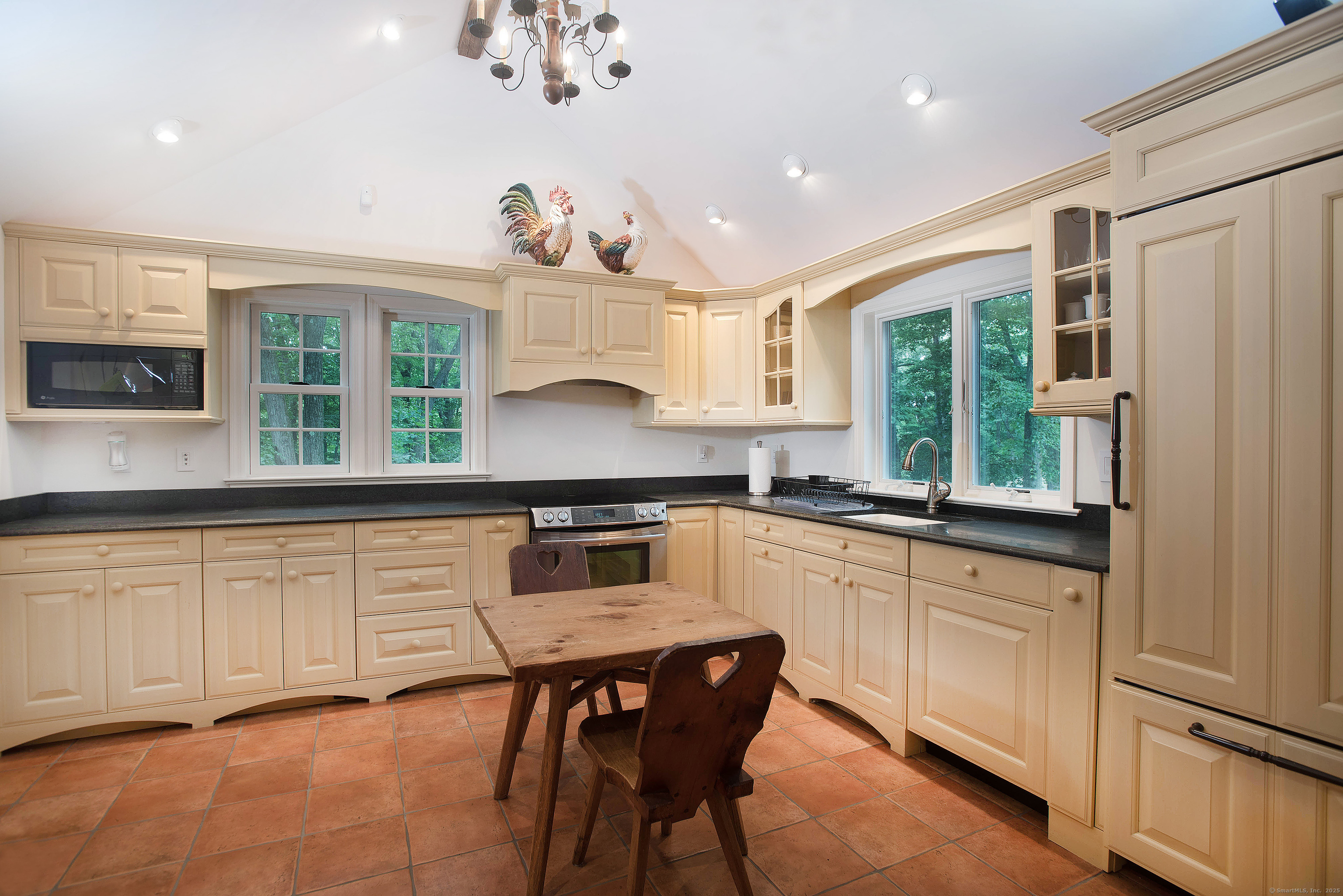 137 Neds Mountain Road