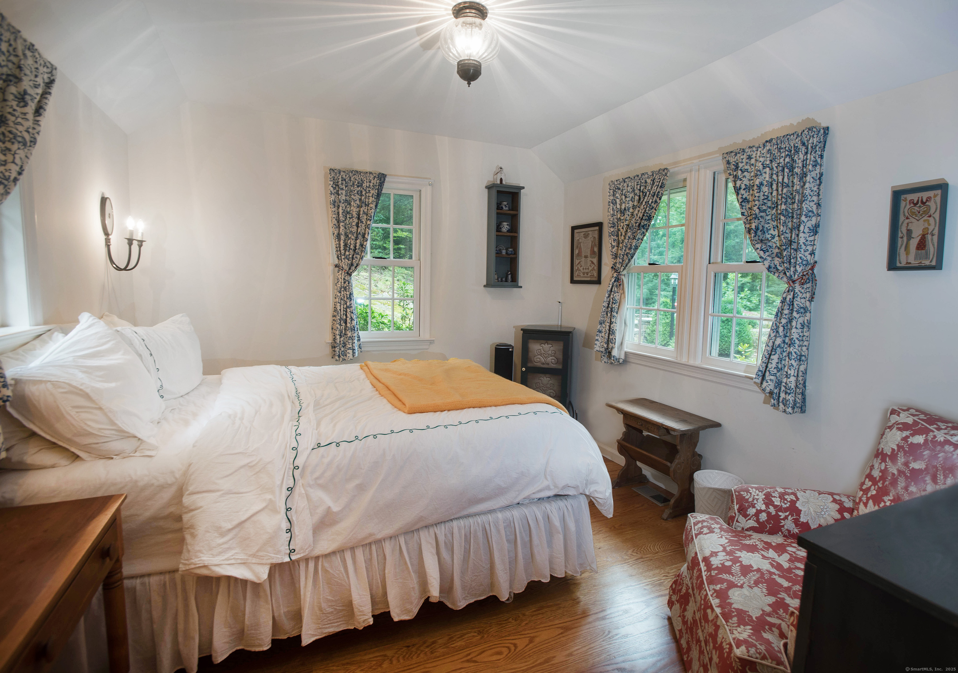 137 Neds Mountain Road