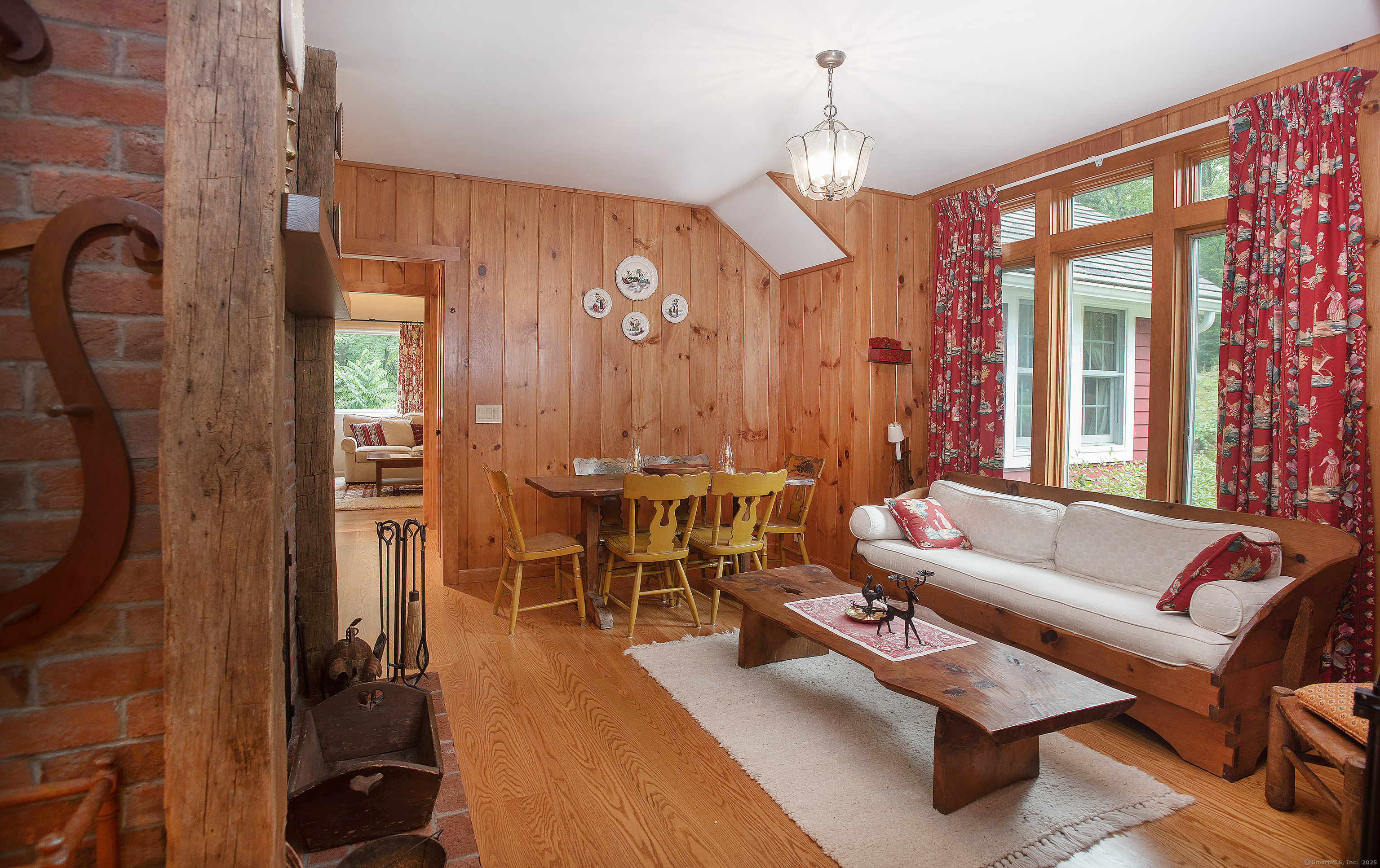 137 Neds Mountain Road