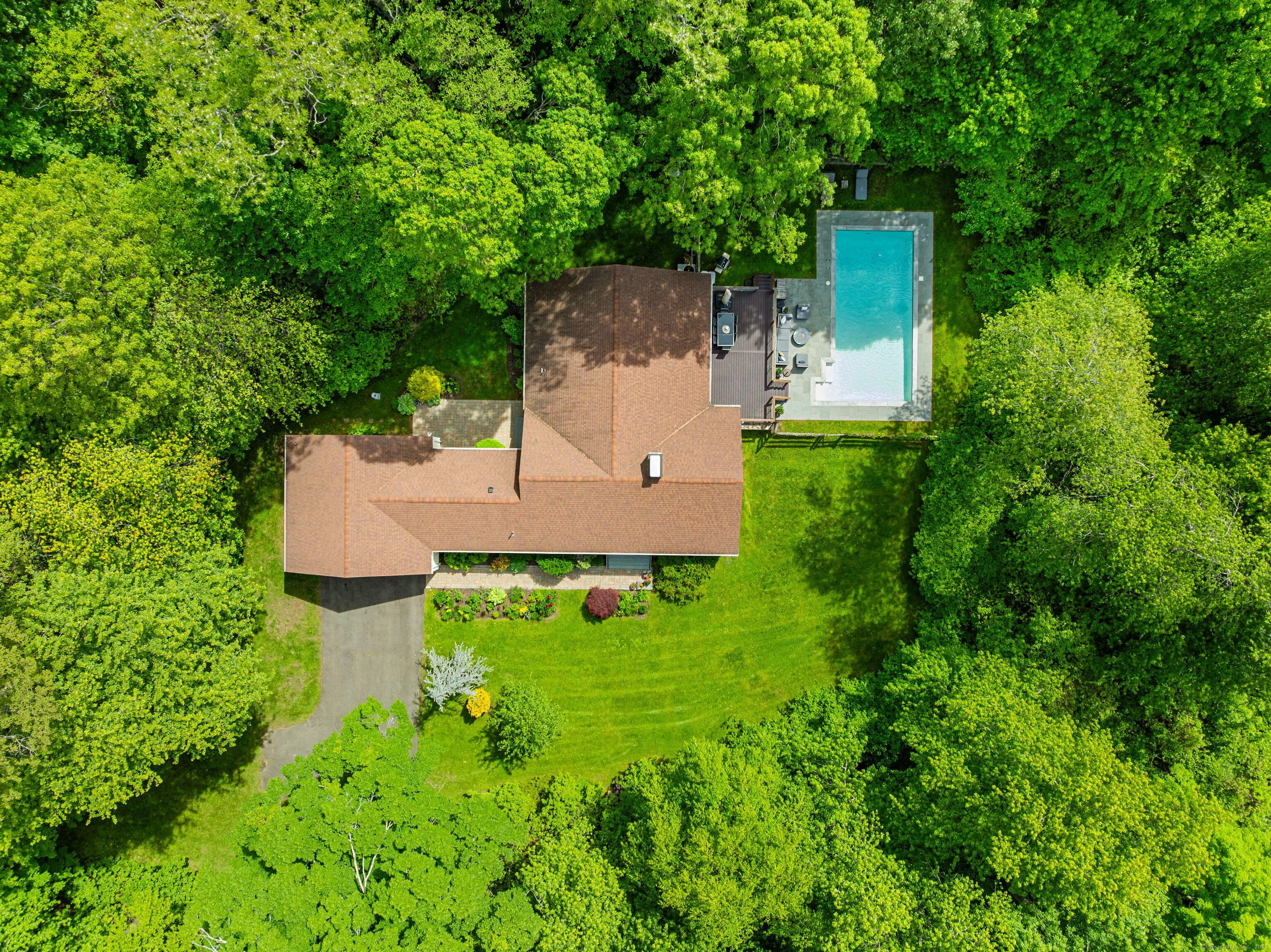 111 Deforest Road