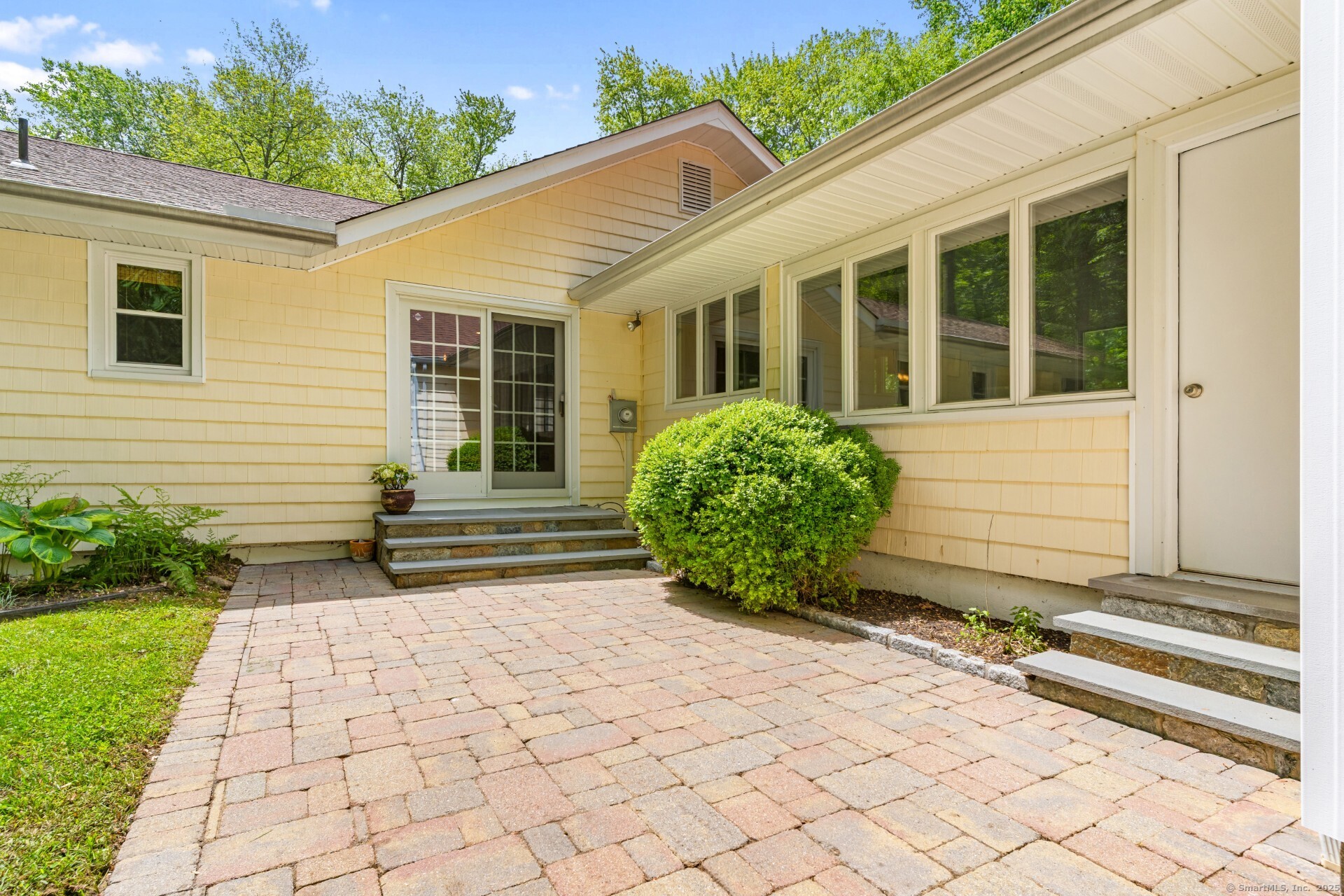 111 Deforest Road