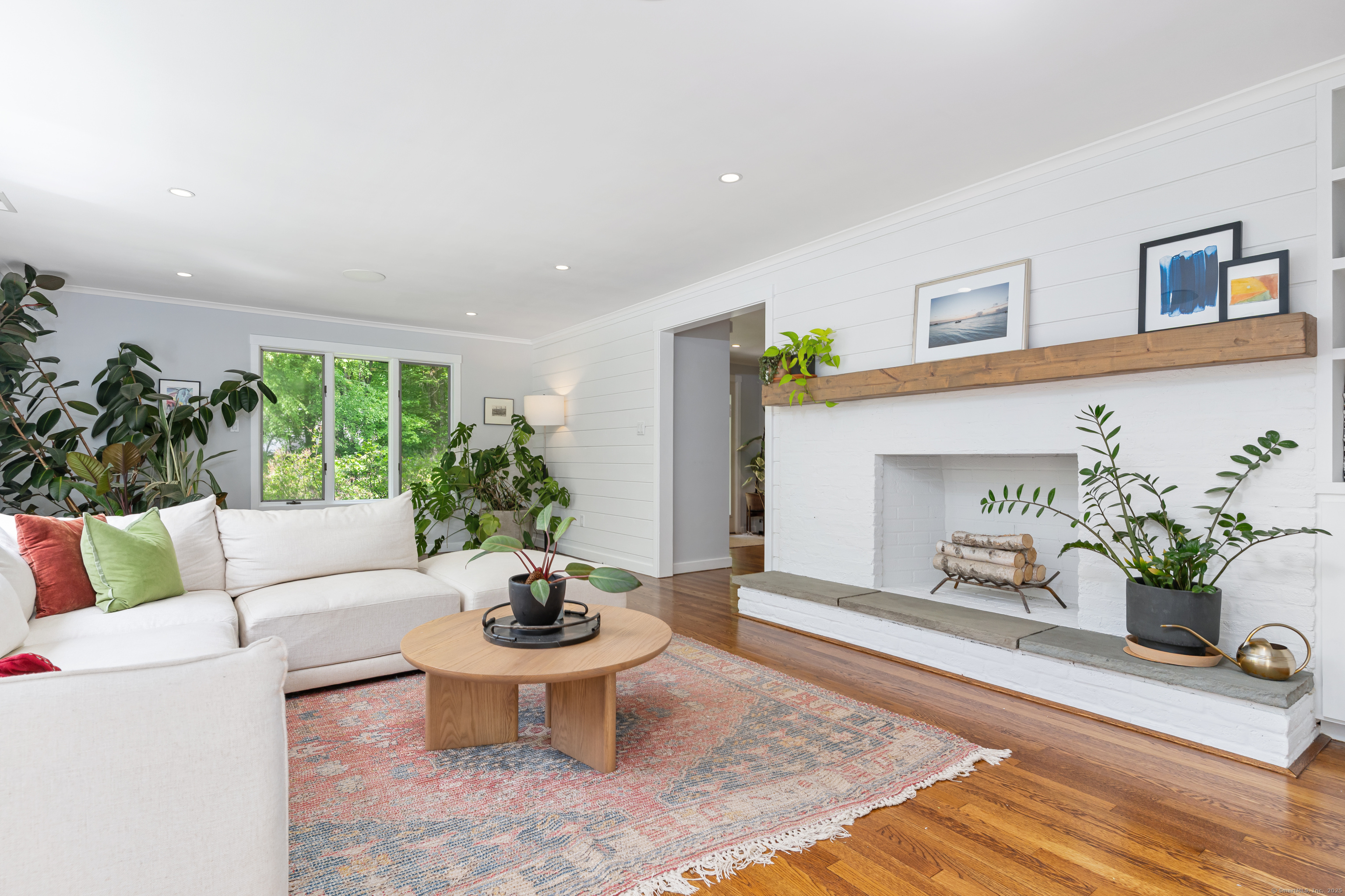 111 Deforest Road