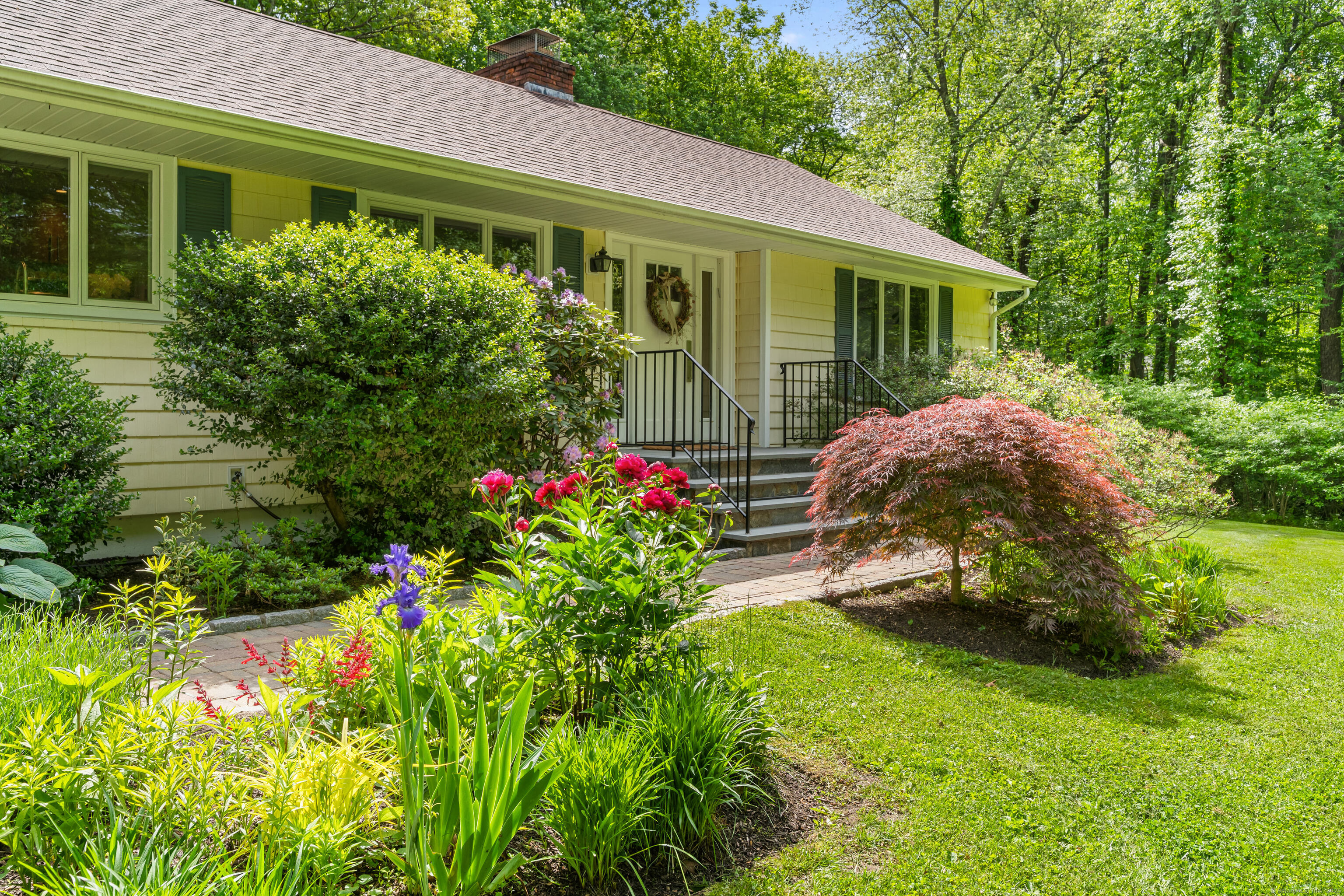 111 Deforest Road