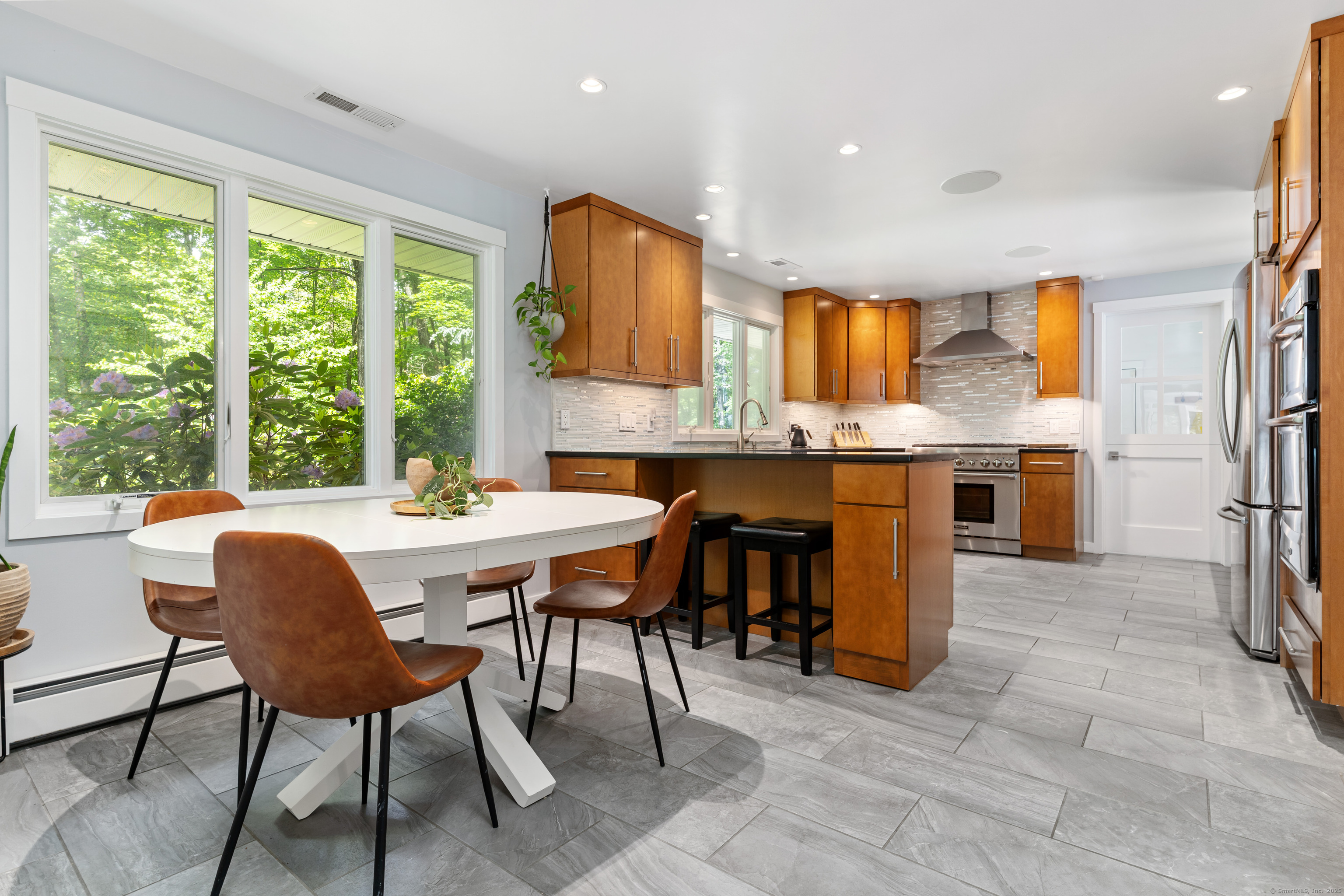 111 Deforest Road