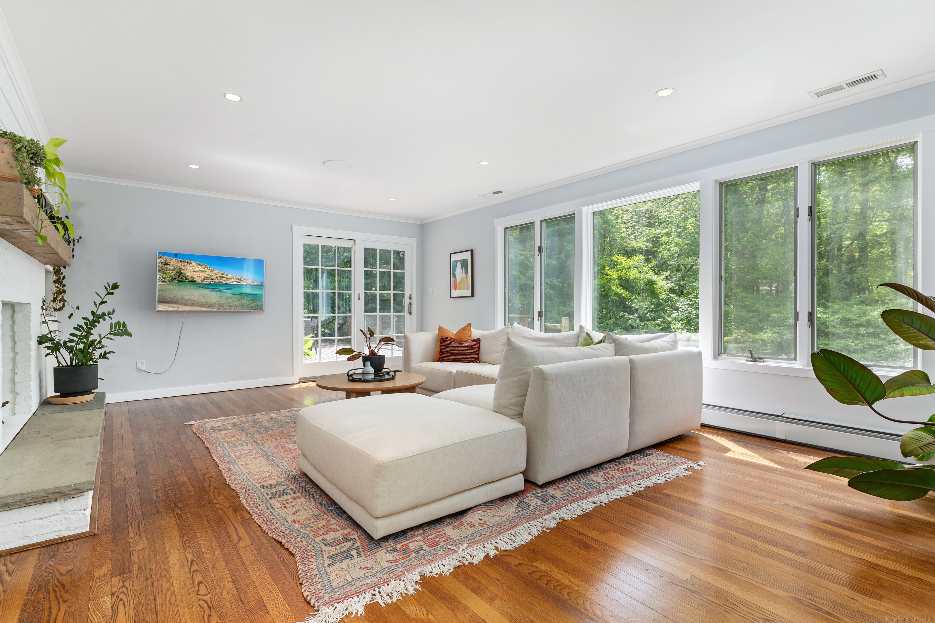 111 Deforest Road