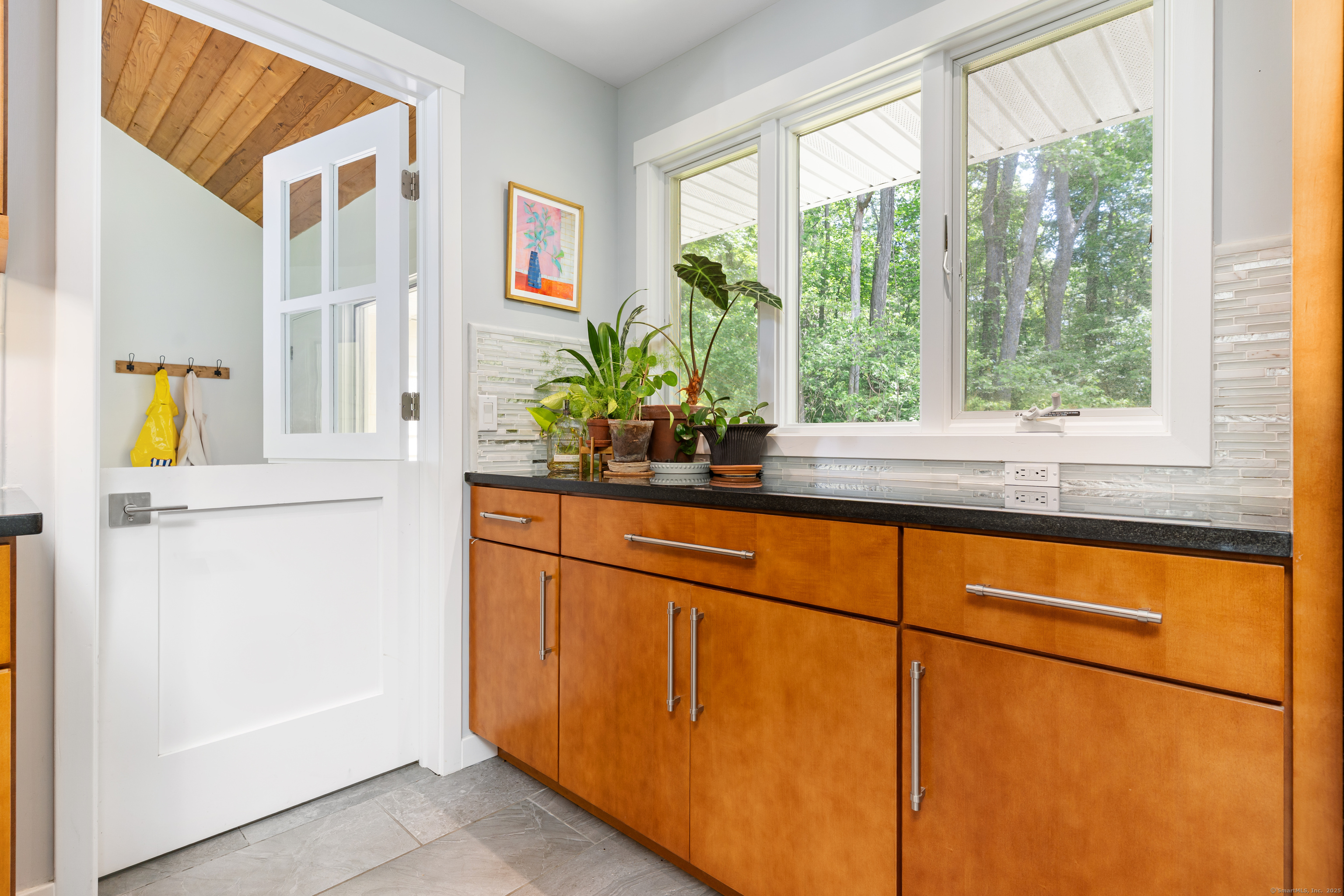 111 Deforest Road