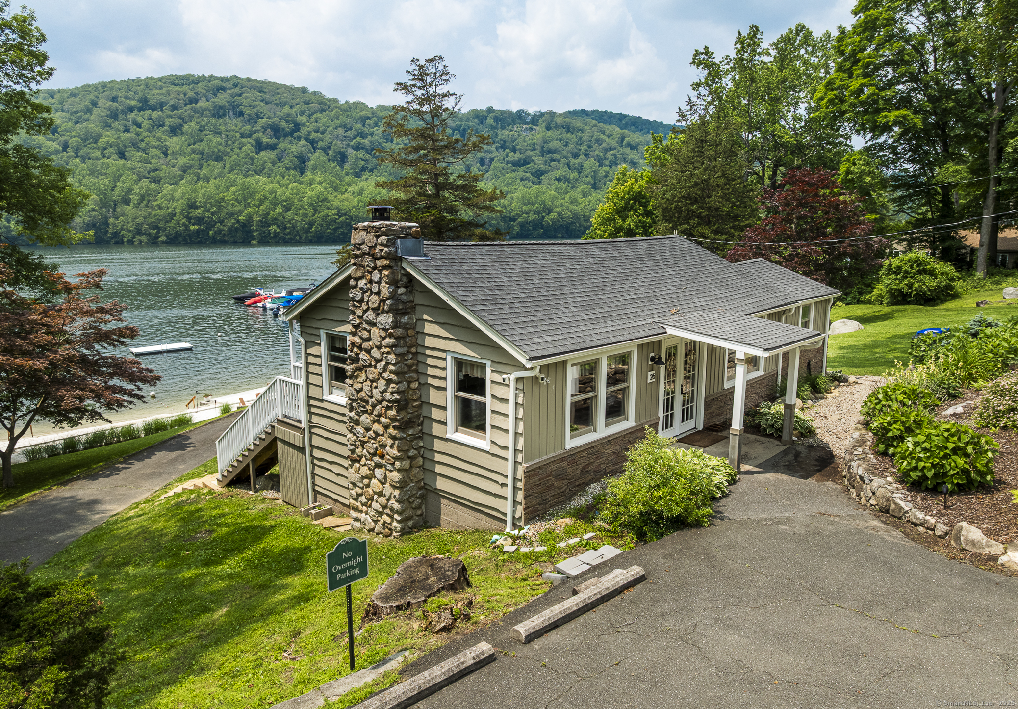 85 Lake Drive