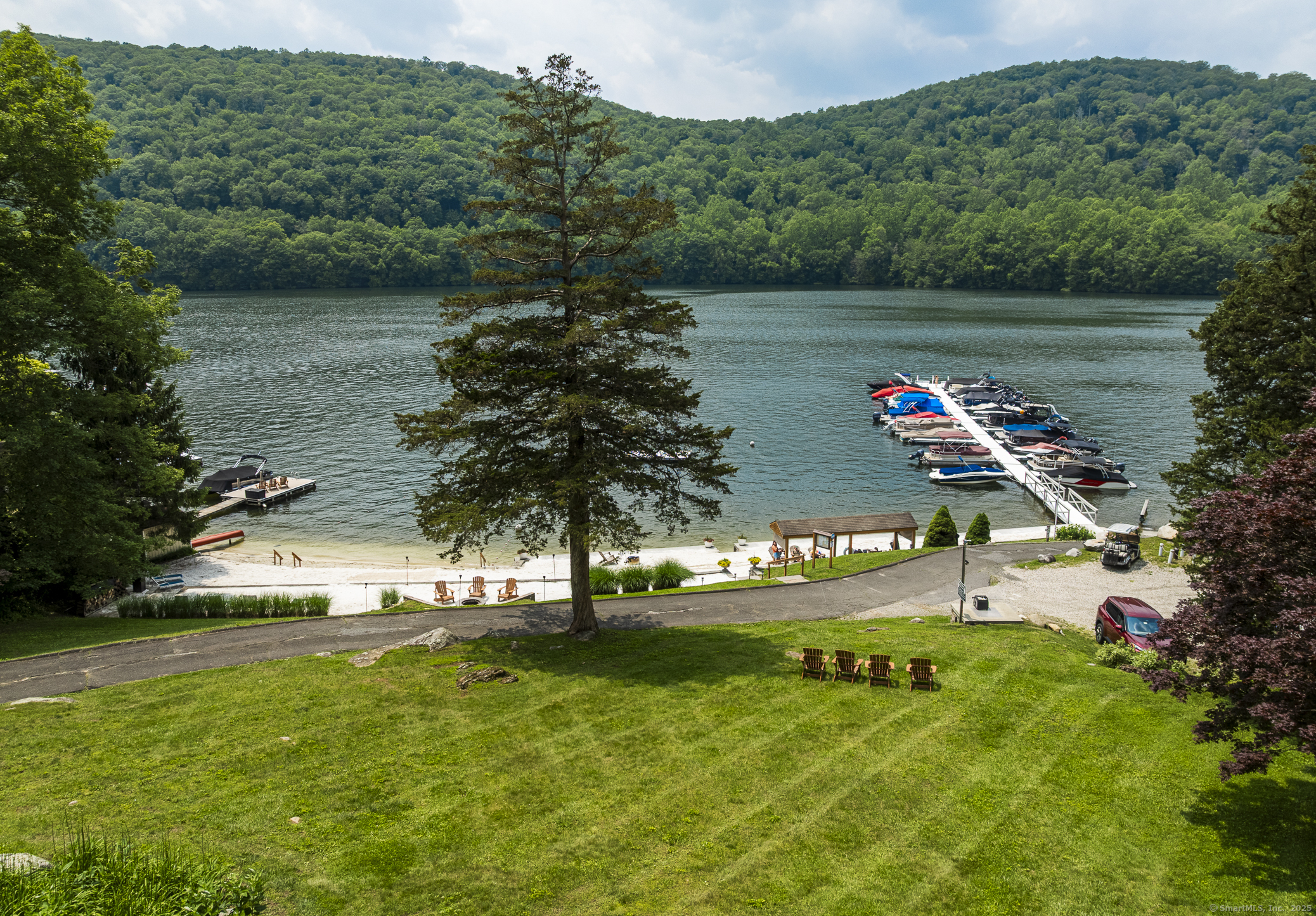 85 Lake Drive