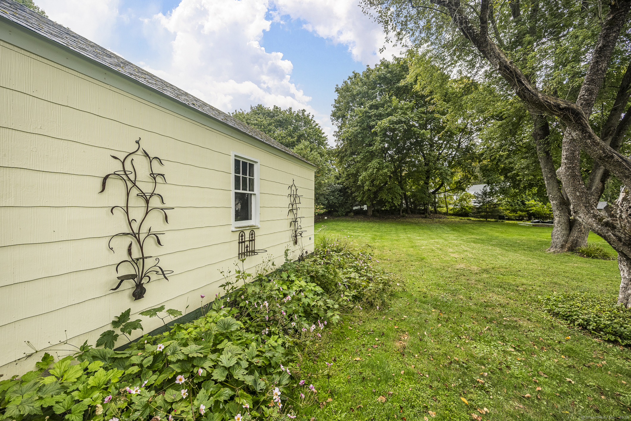 33 North Salem Road