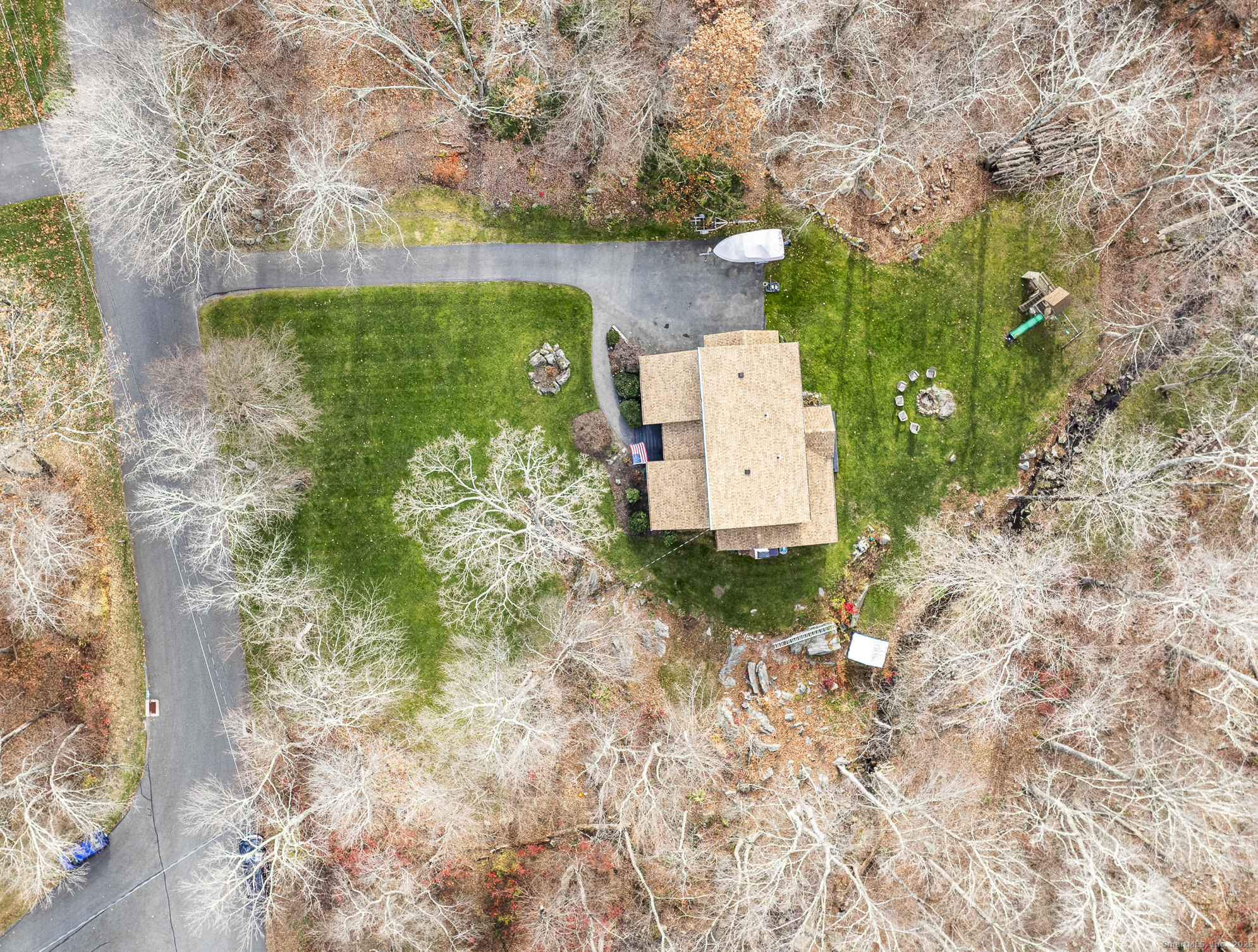 8 Cherokee Drive