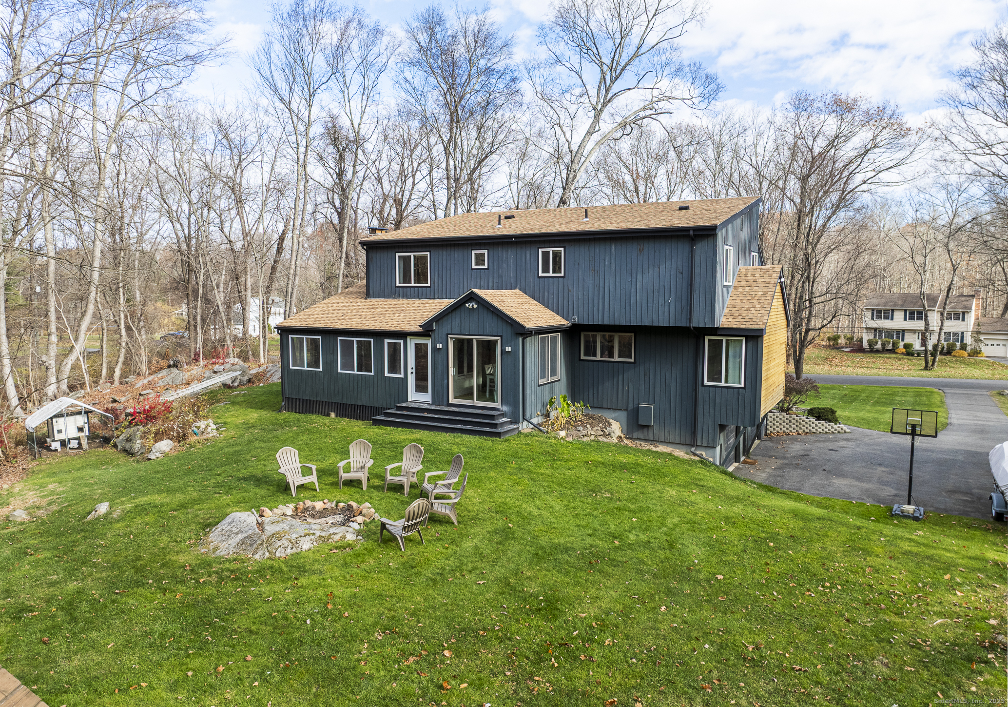8 Cherokee Drive
