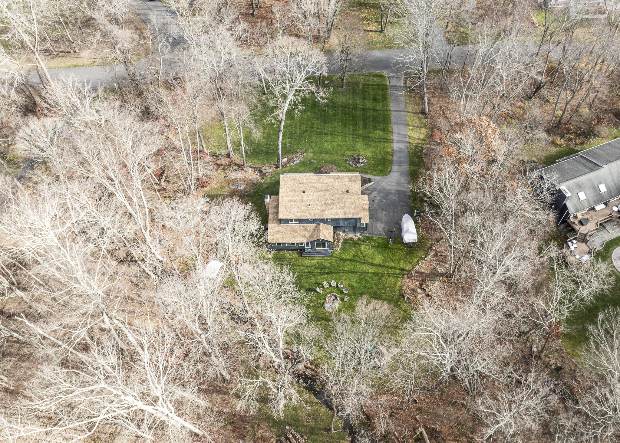 8 Cherokee Drive