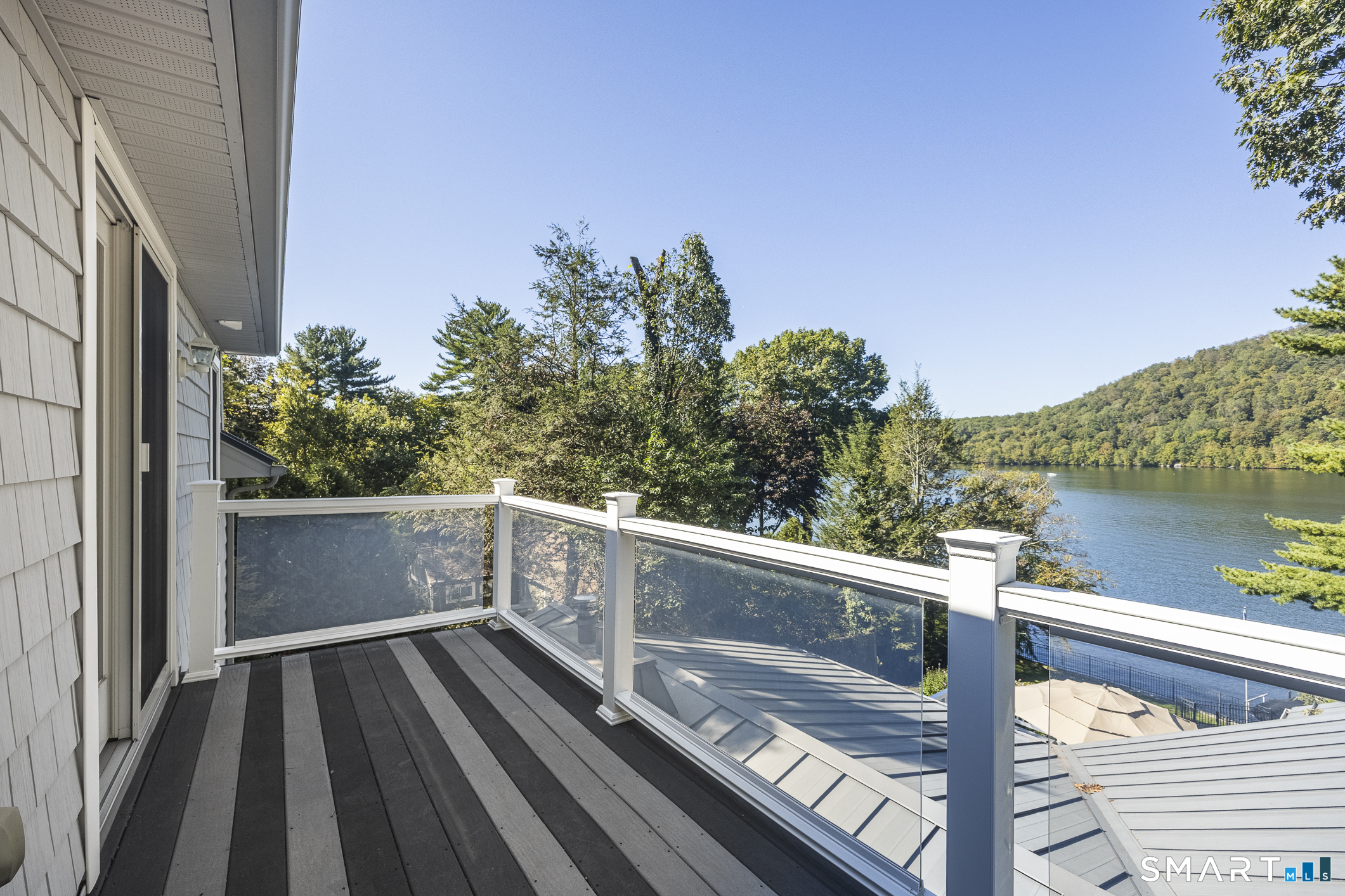 126 Sherry Lane