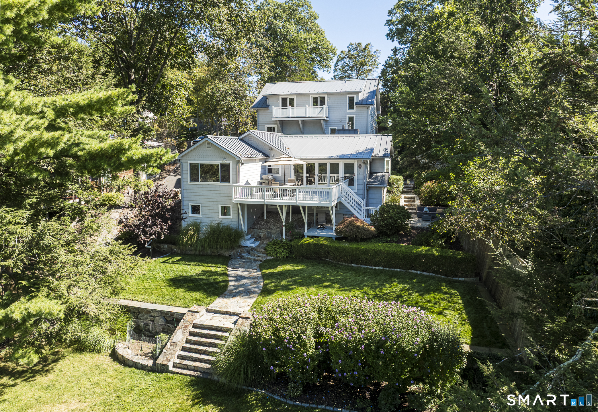 126 Sherry Lane