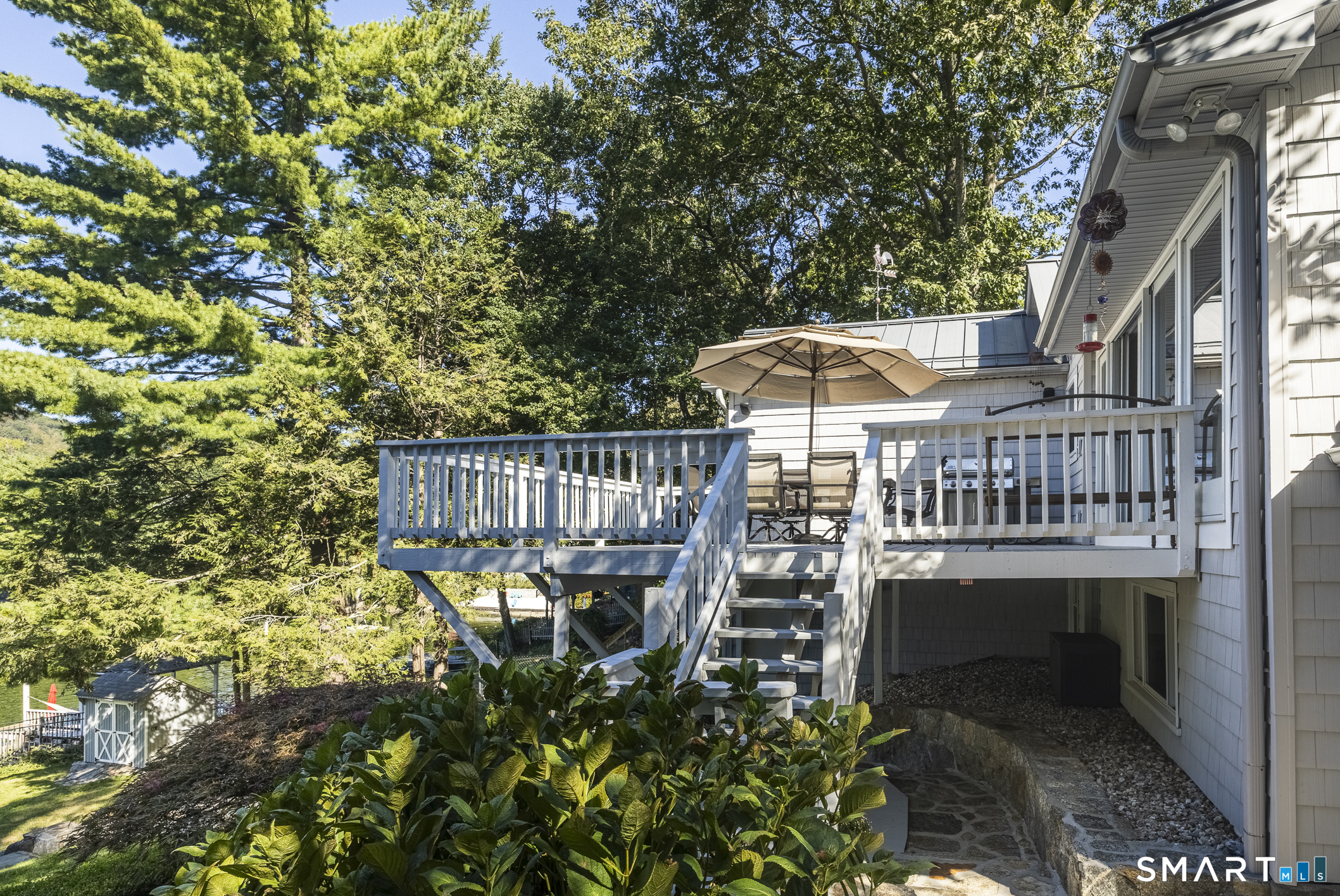 126 Sherry Lane