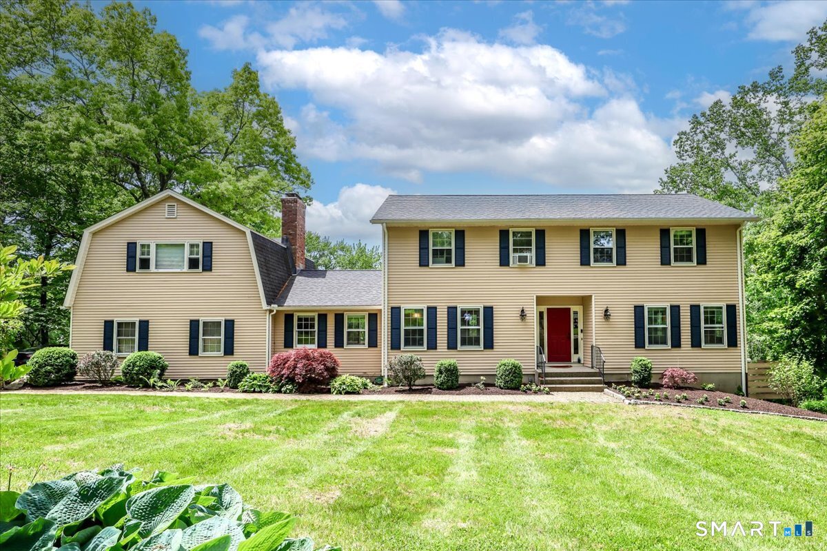 12 Saddle Ridge Road