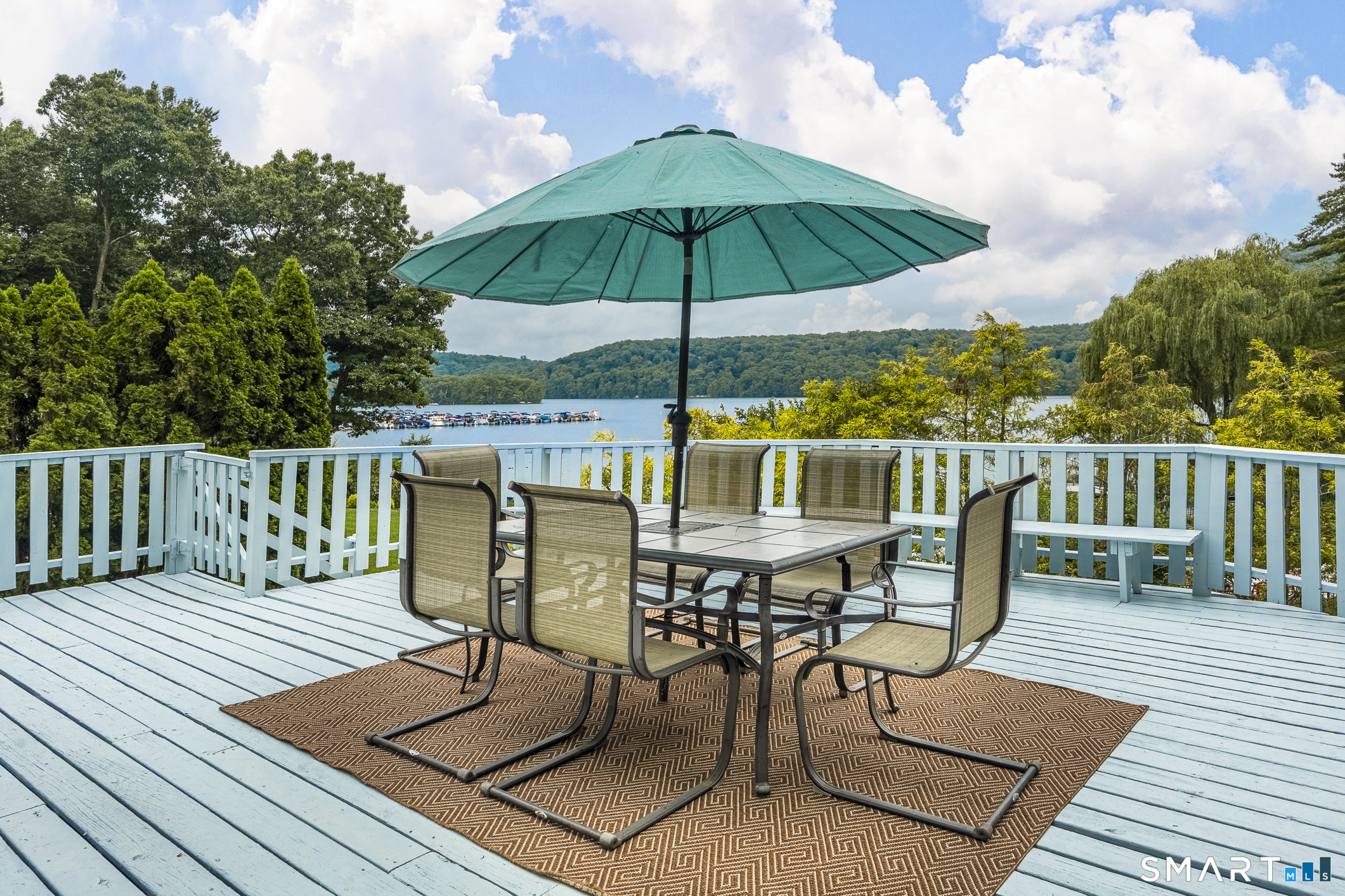 118 Sherry Lane