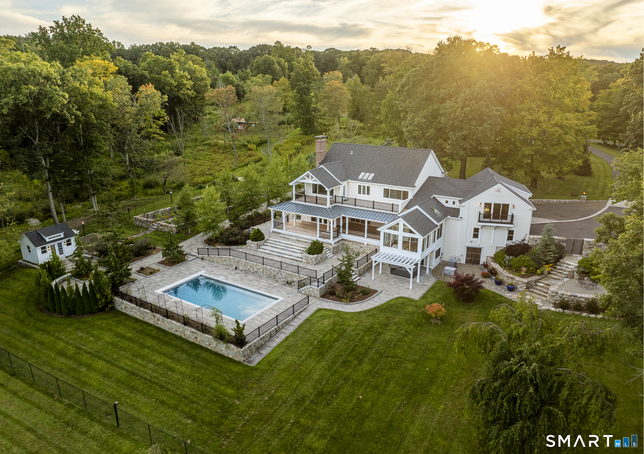 4 Sunrise Lane
